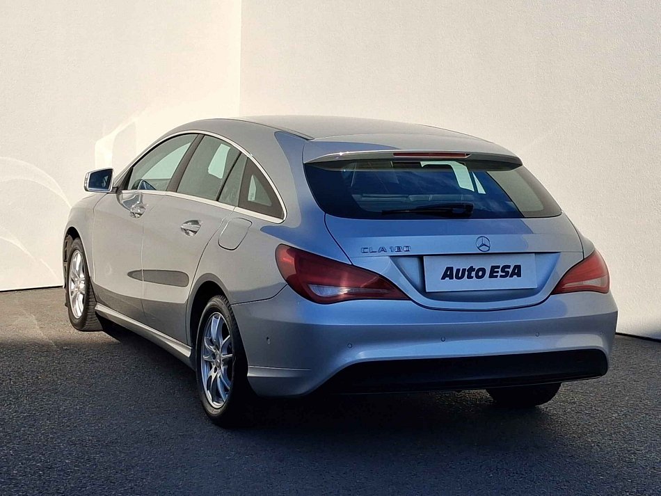 Mercedes-Benz CLA 1.6 CGi  CLA 180