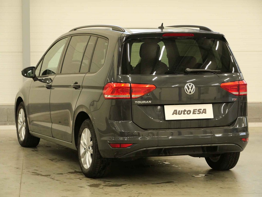 Volkswagen Touran 1.6TDi 