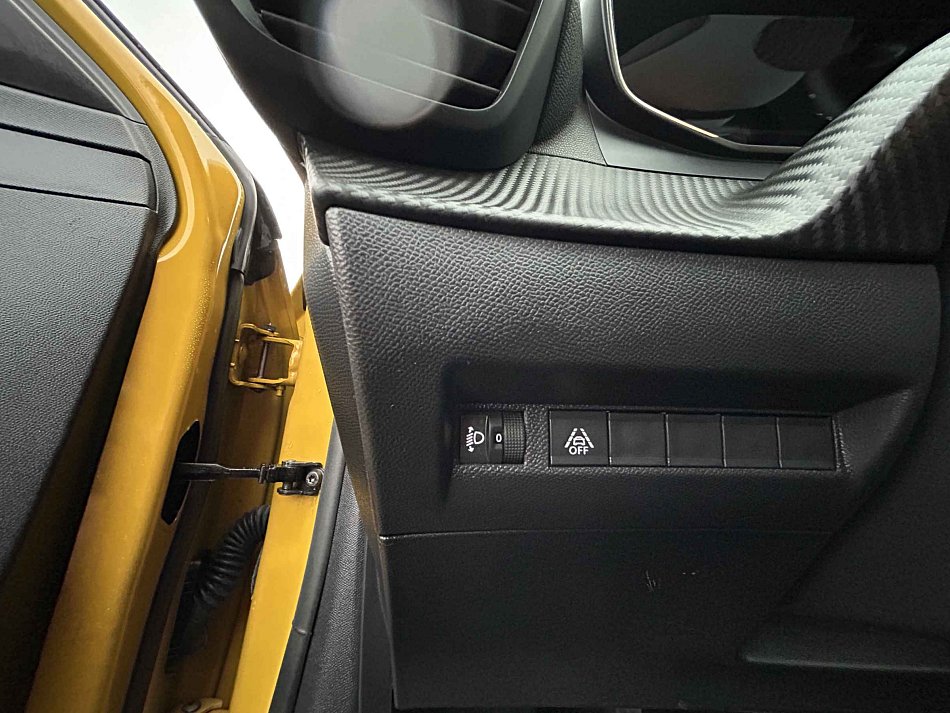 Peugeot 208 1.2 PT 