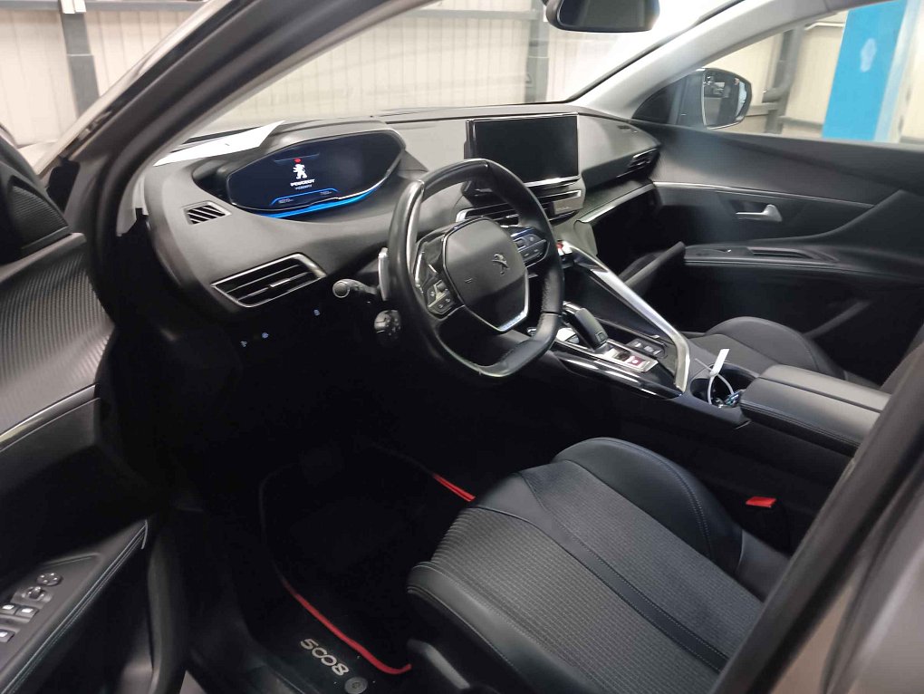 Peugeot 5008 1.2 PT 
