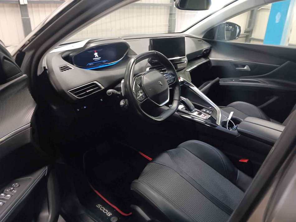 Peugeot 5008 1.2 PT 