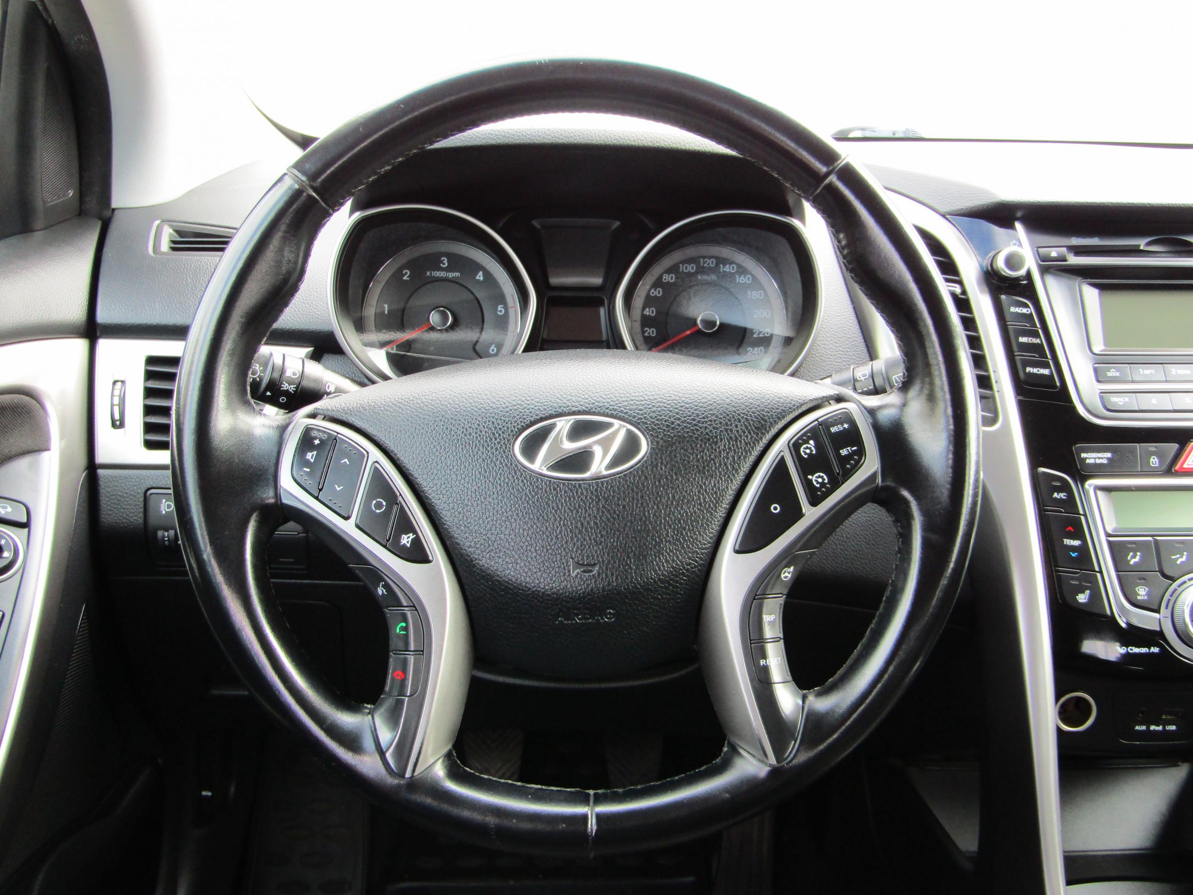 Hyundai i30, 2012 - pohled č. 14