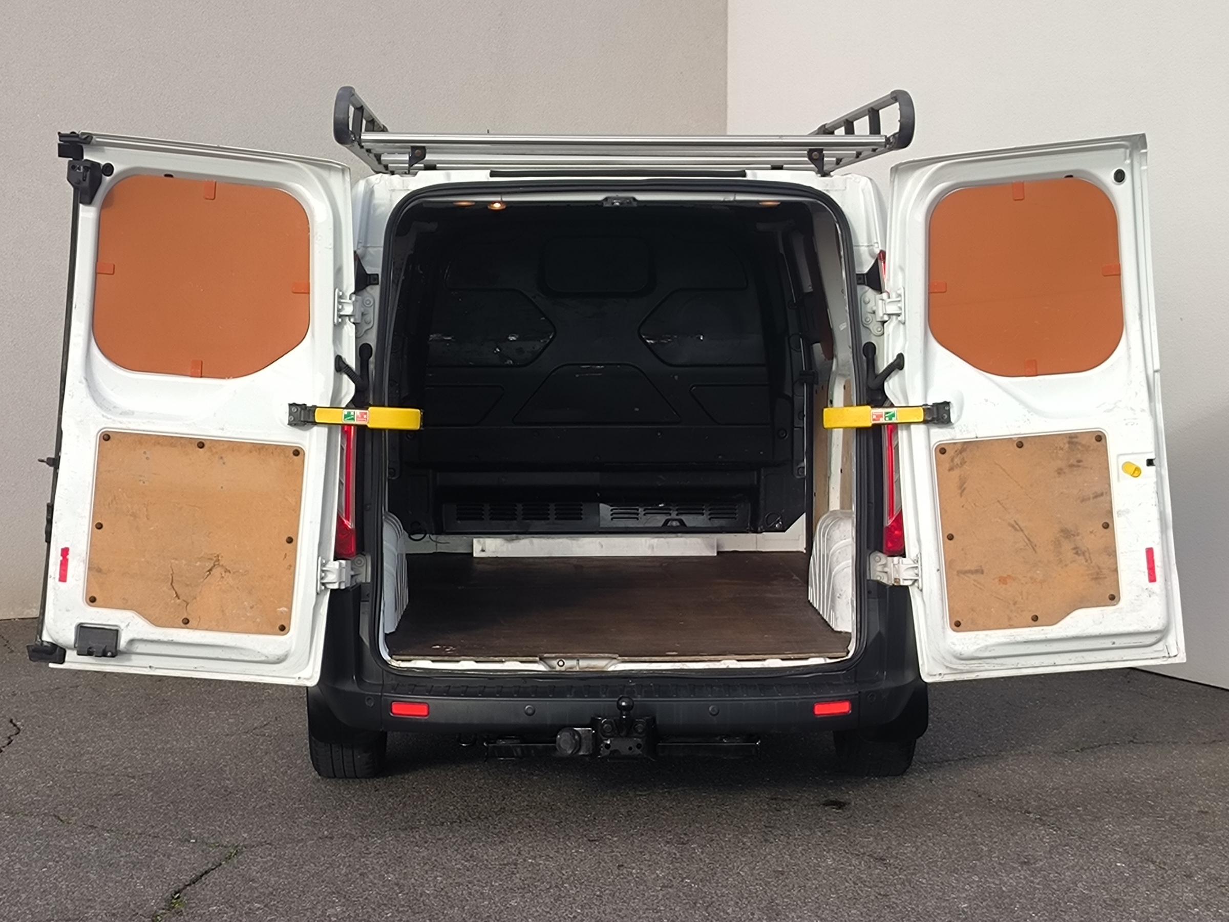 Ford Transit Custom, 2017 - pohled č. 7