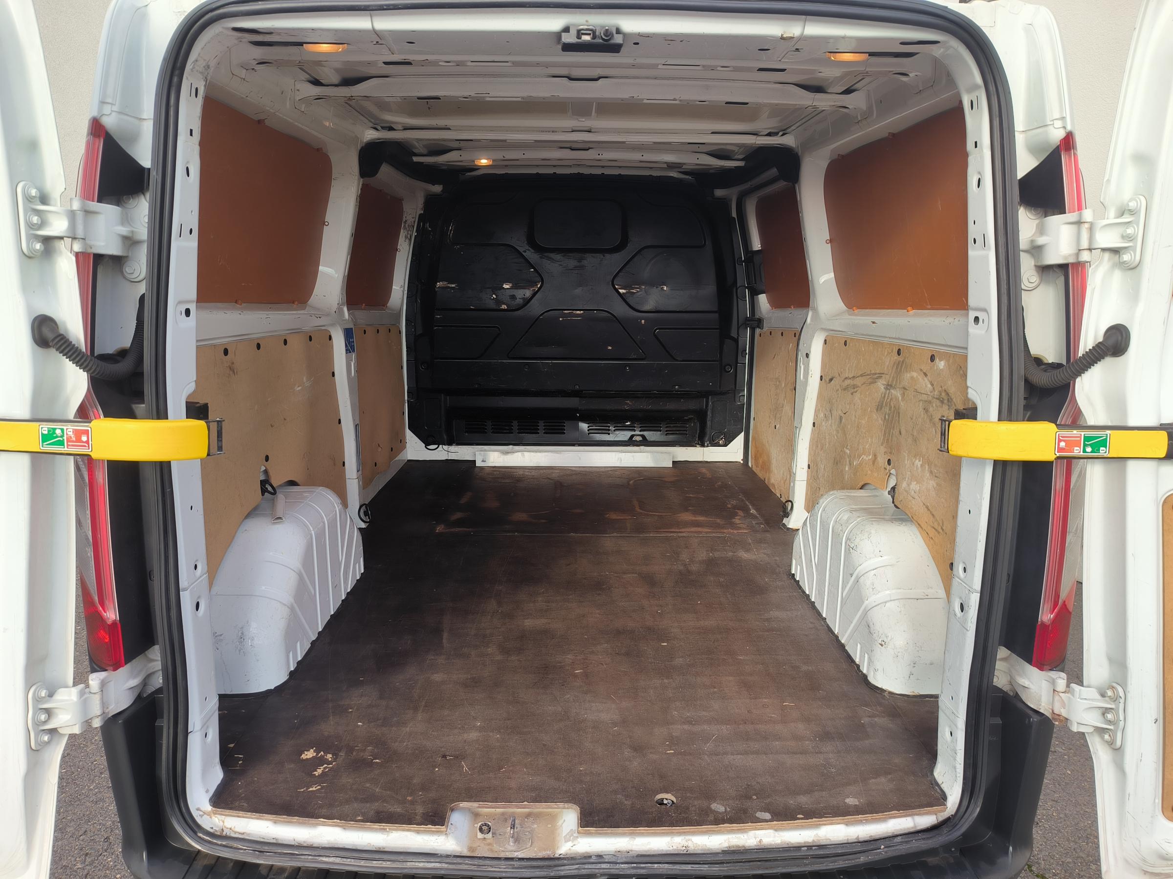 Ford Transit Custom, 2017 - pohled č. 8