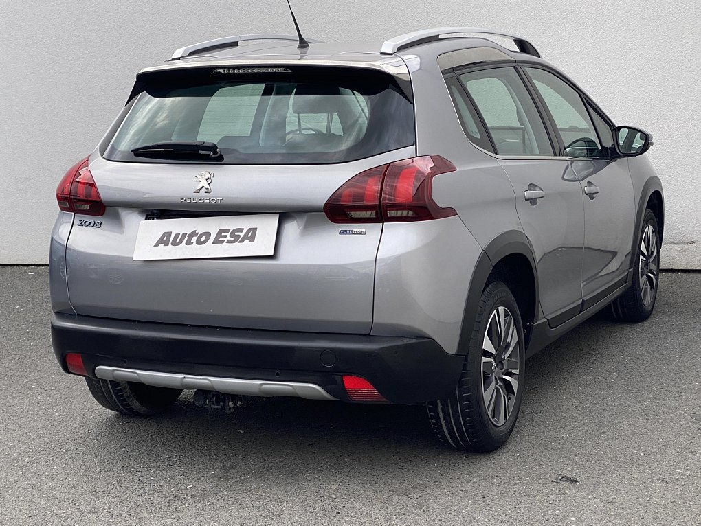 Peugeot 2008 1.2 PT Allure