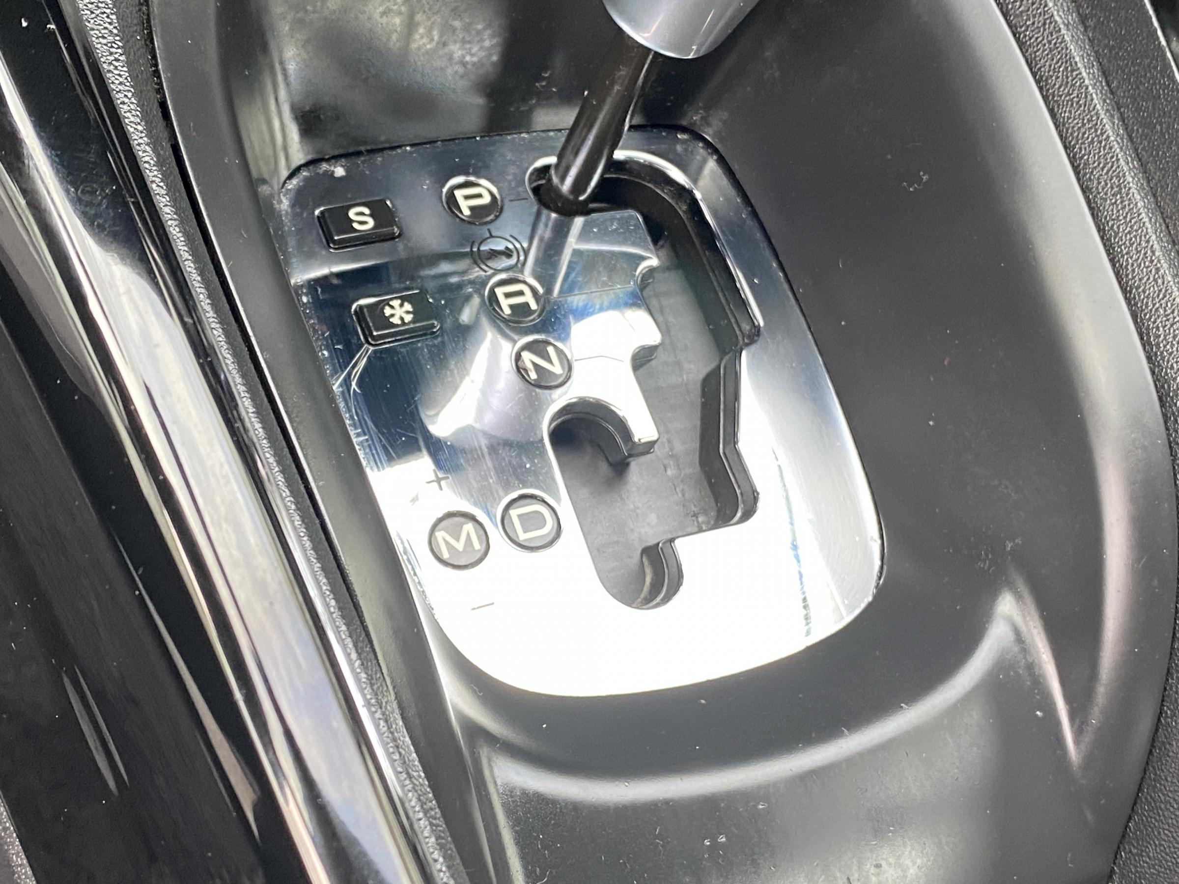 Peugeot 2008, 2016 - pohled č. 14