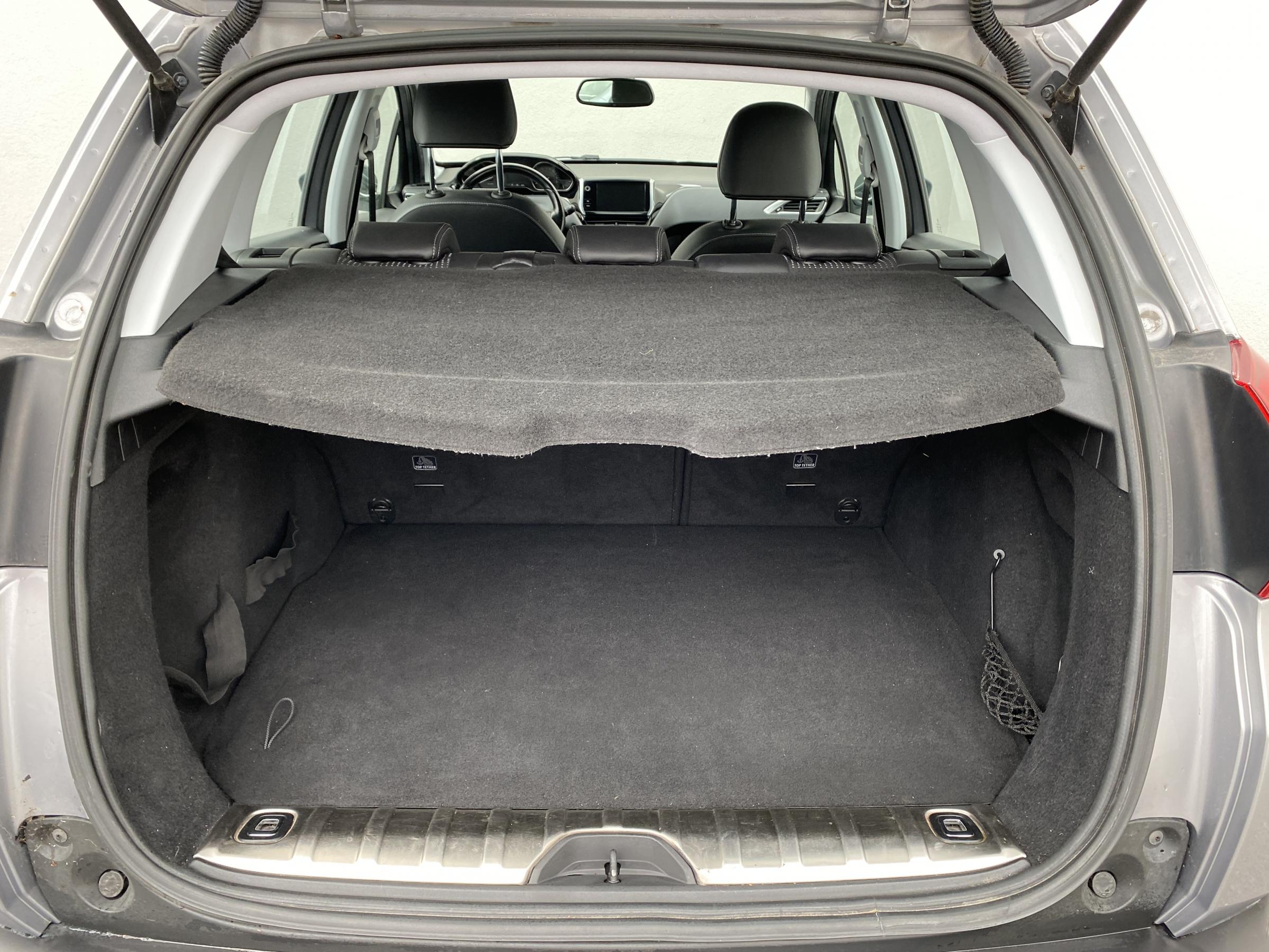 Peugeot 2008, 2016 - pohled č. 7