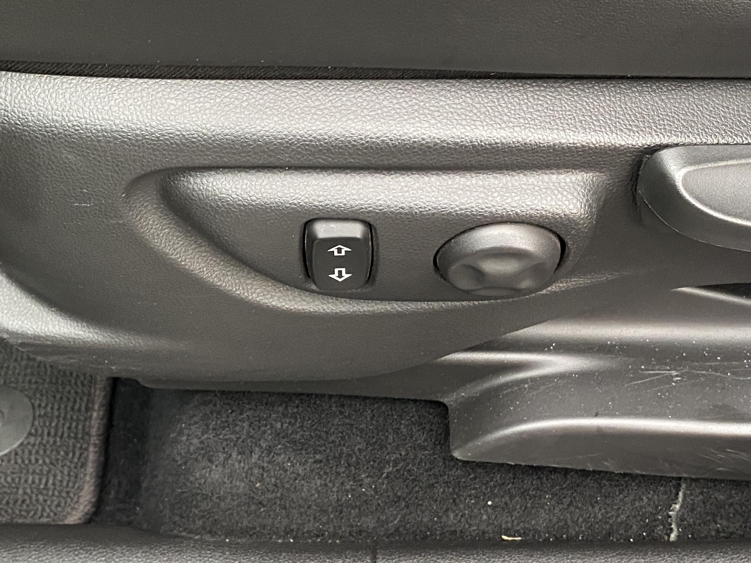 Opel Mokka, 2015 - pohled č. 13