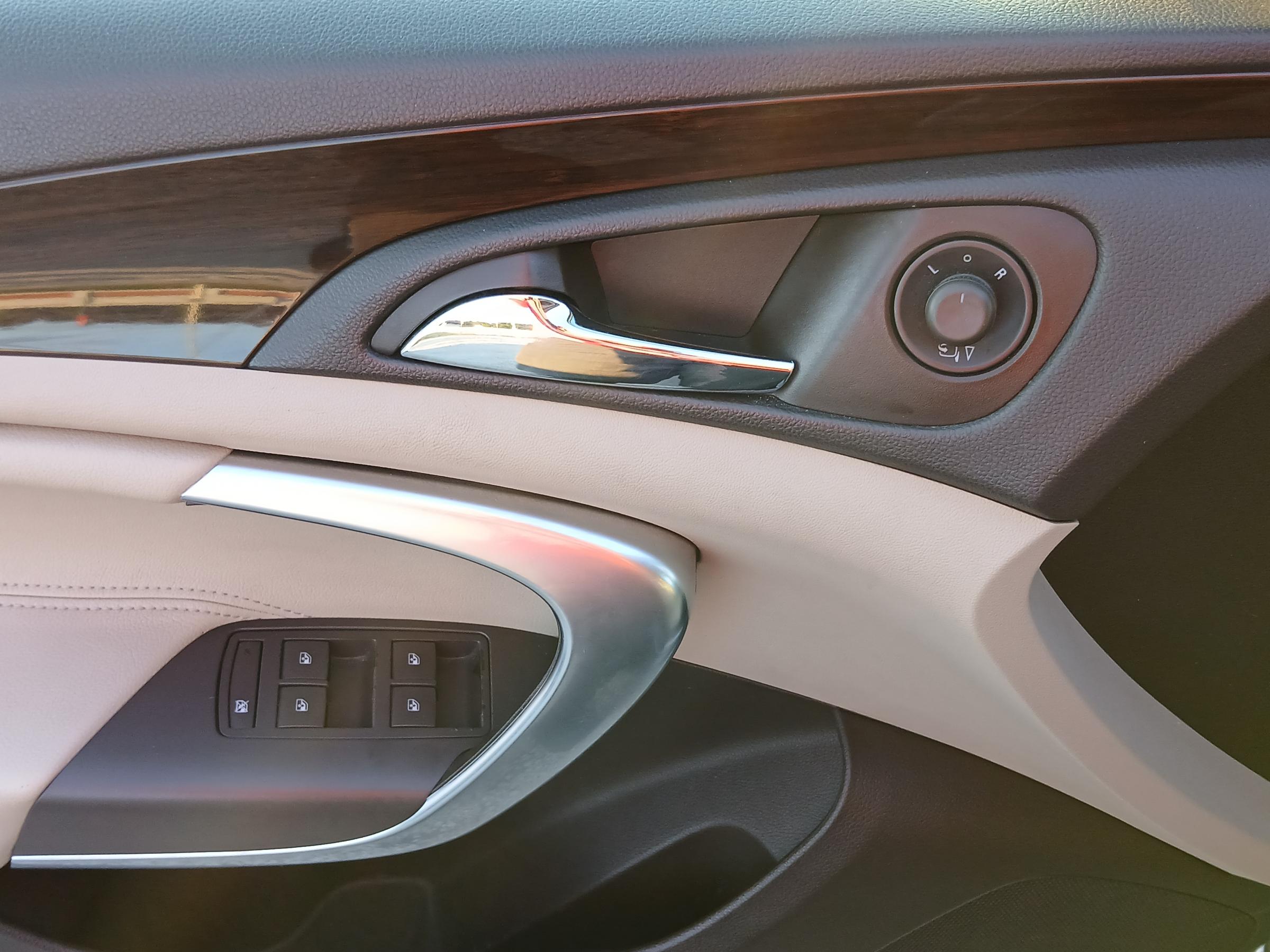 Opel Insignia, 2011 - pohled č. 11