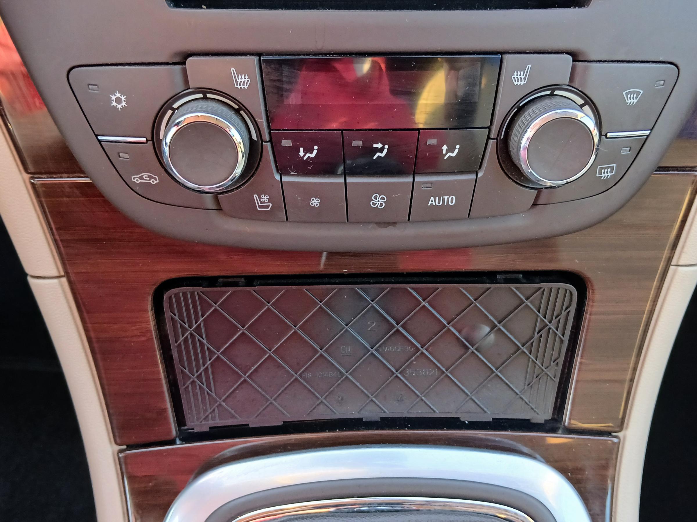 Opel Insignia, 2011 - pohled č. 17