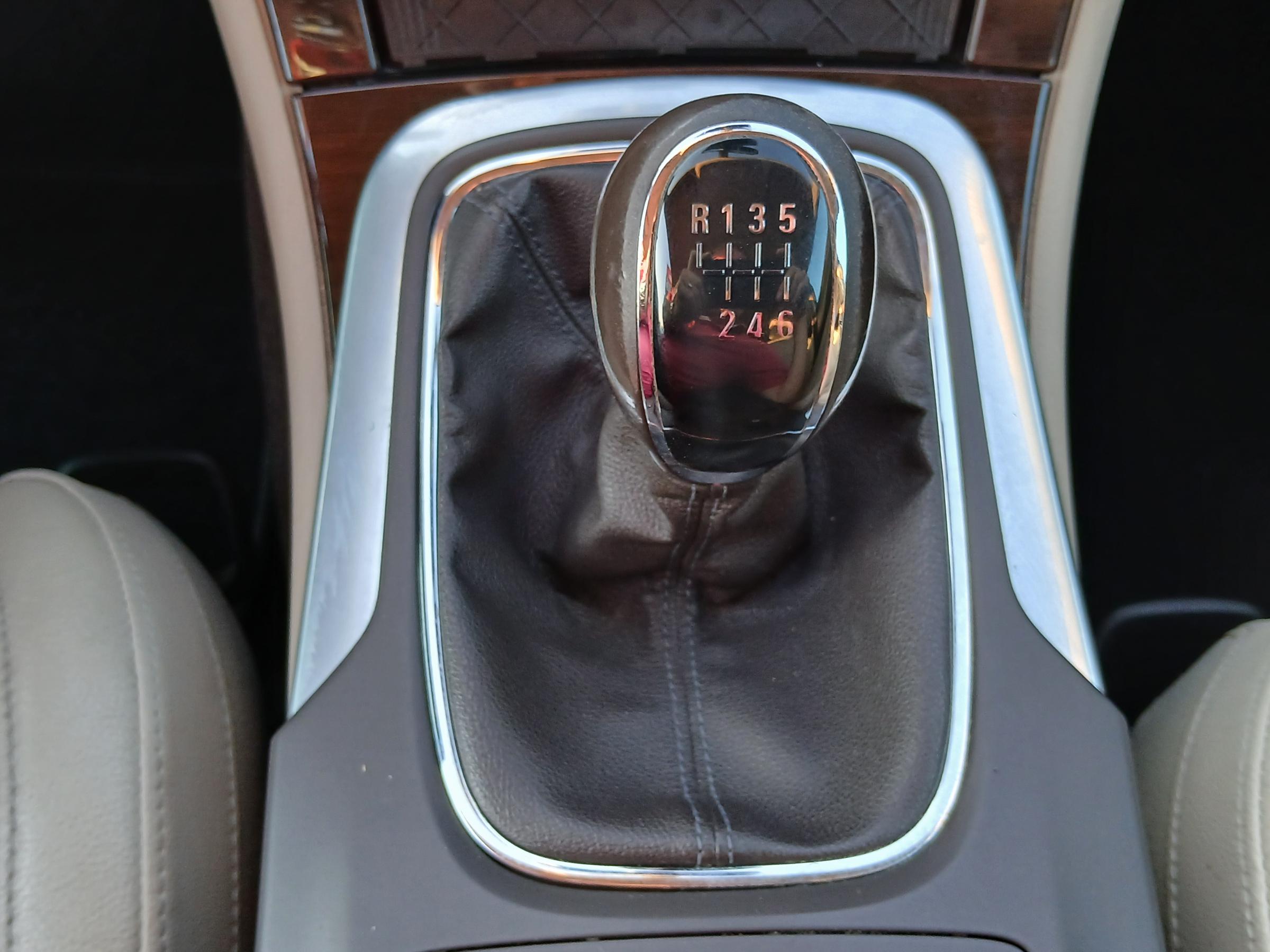 Opel Insignia, 2011 - pohled č. 18