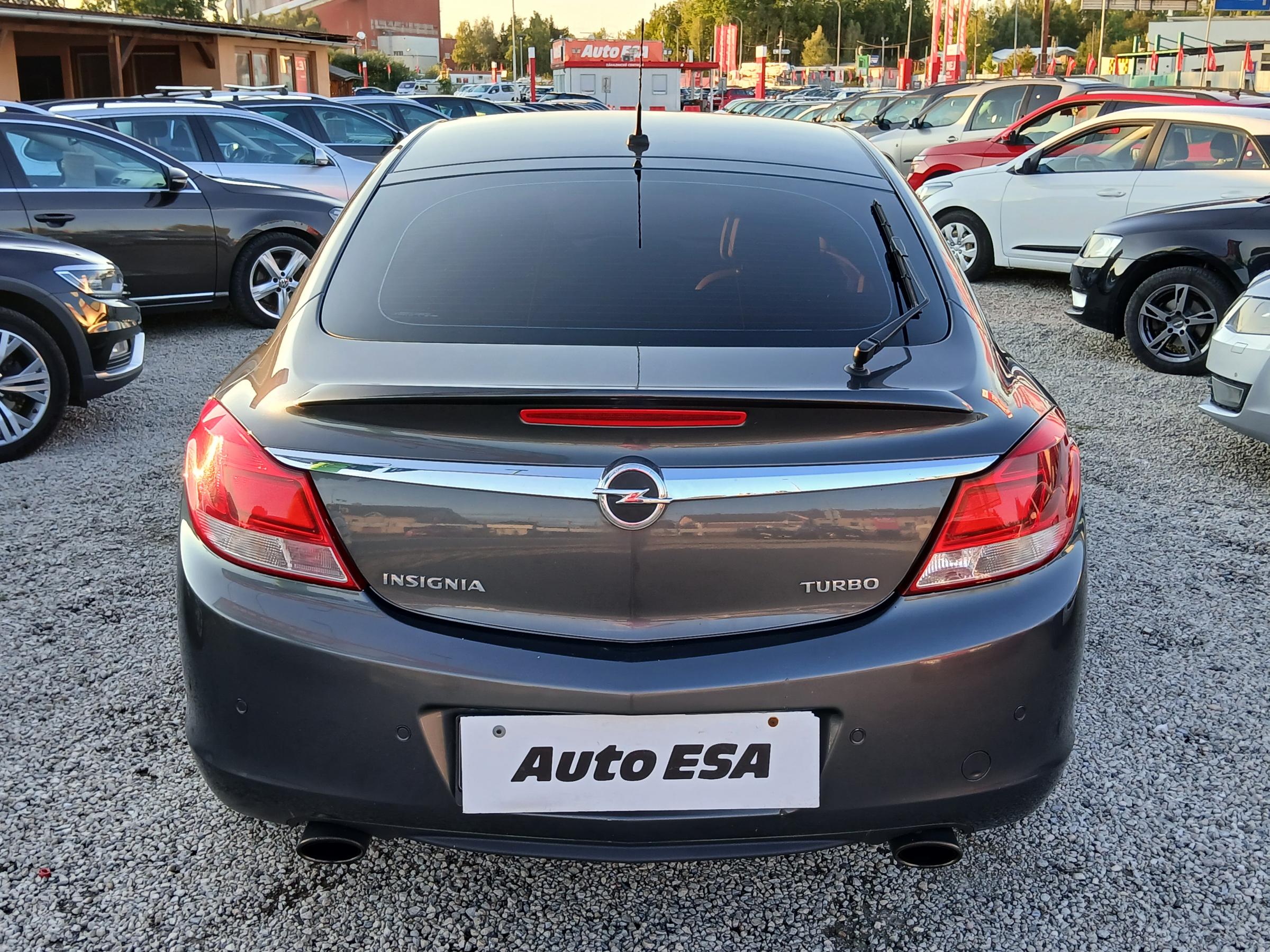 Opel Insignia, 2011 - pohled č. 5