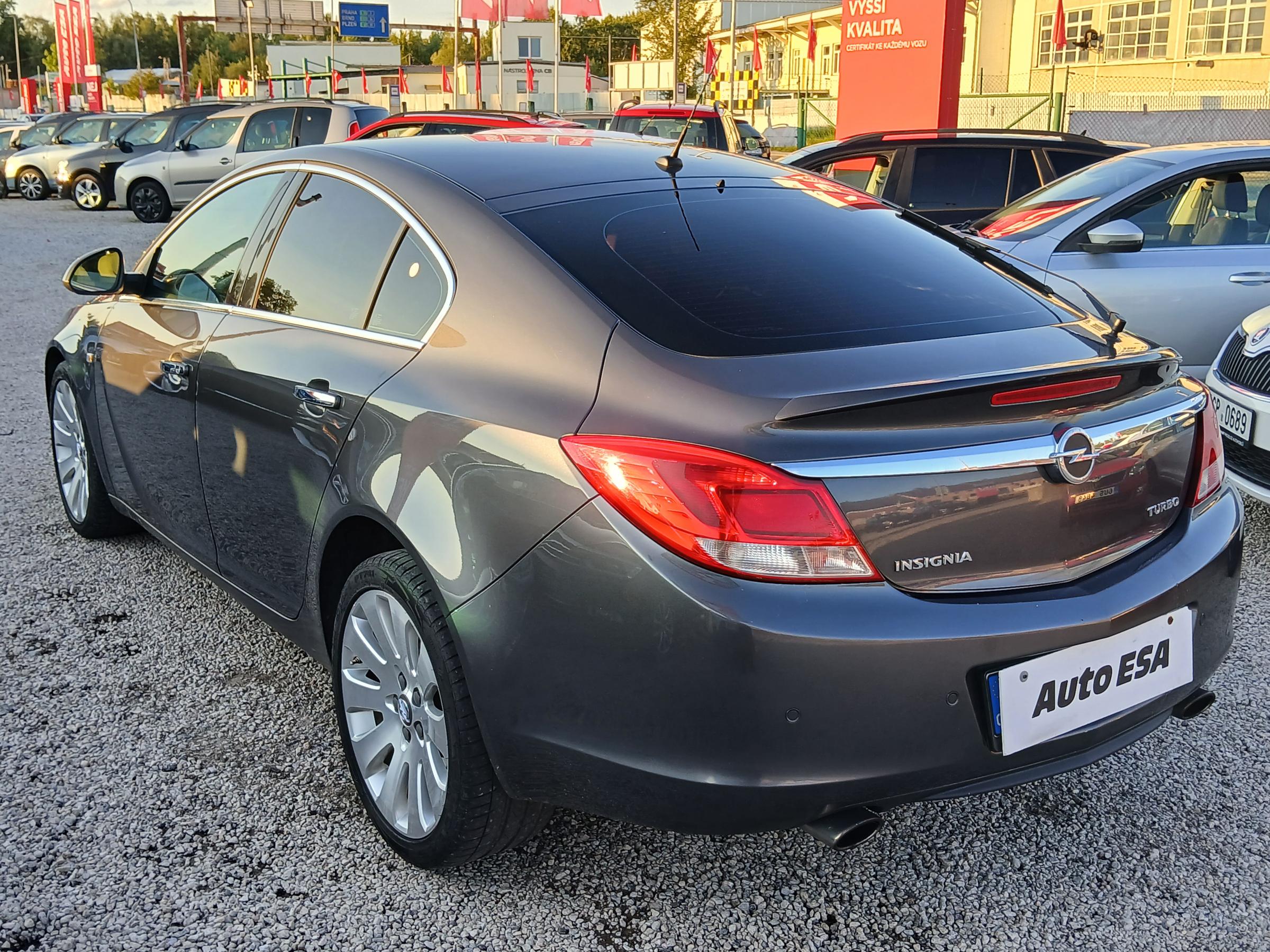 Opel Insignia, 2011 - pohled č. 6