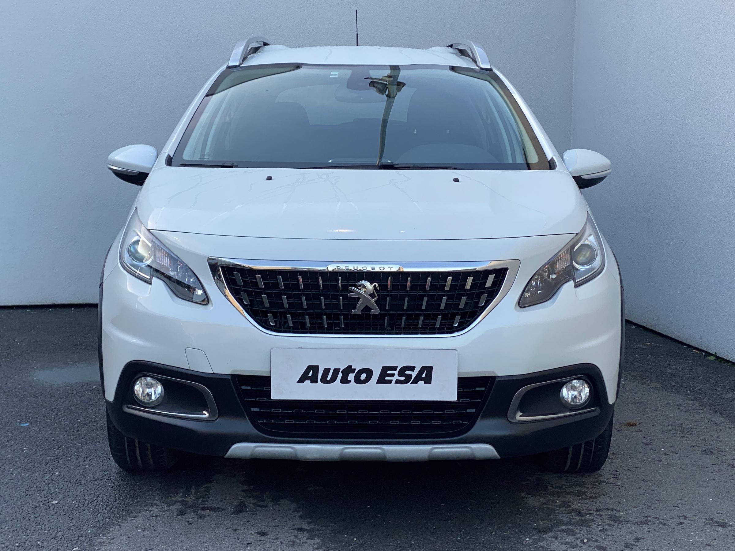 Peugeot 2008, 2019 - pohled č. 2