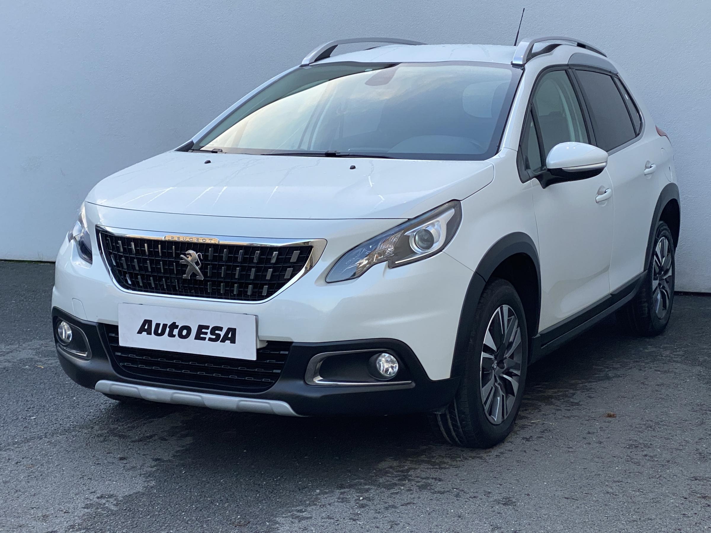 Peugeot 2008, 2019 - pohled č. 3