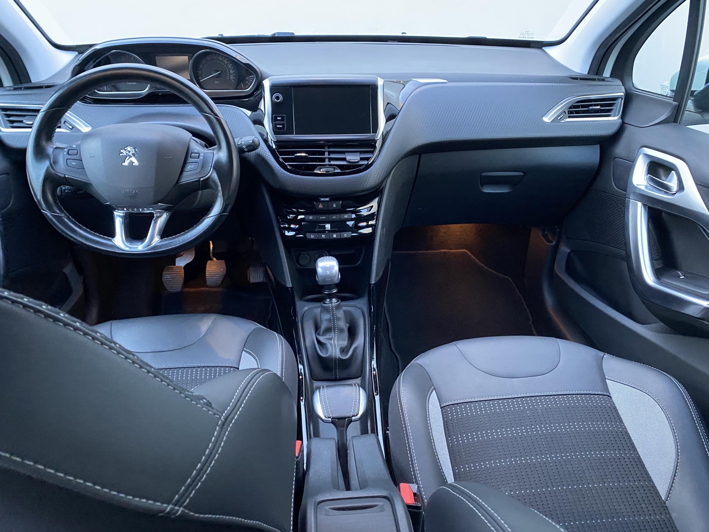 Peugeot 2008, 2019 - pohled č. 8