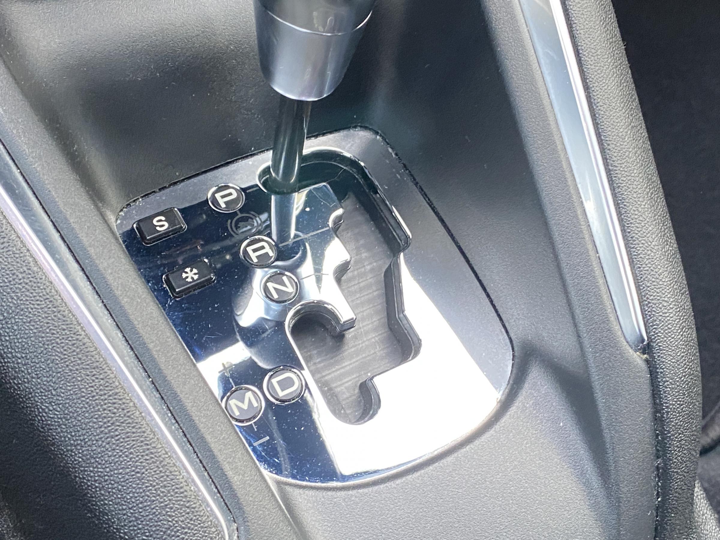 Peugeot 208, 2019 - pohled č. 16