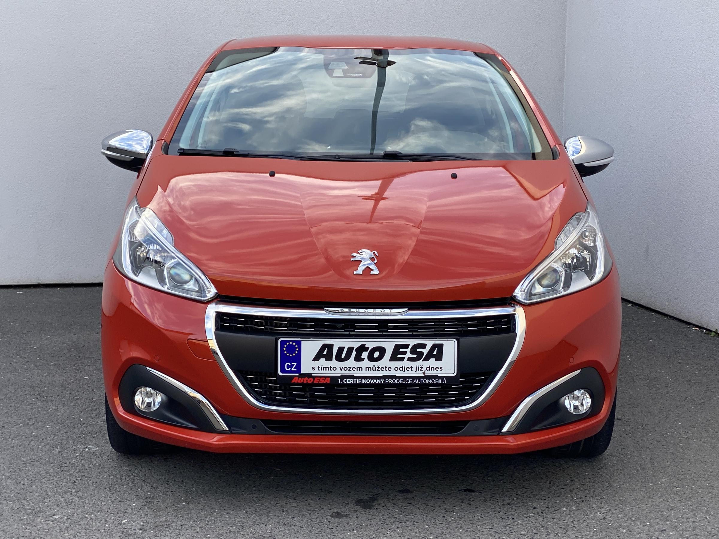 Peugeot 208, 2019 - pohled č. 3