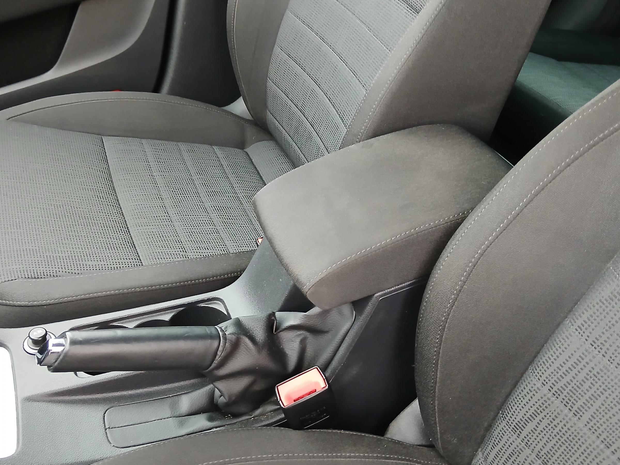 Škoda Octavia III, 2014 - pohled č. 17