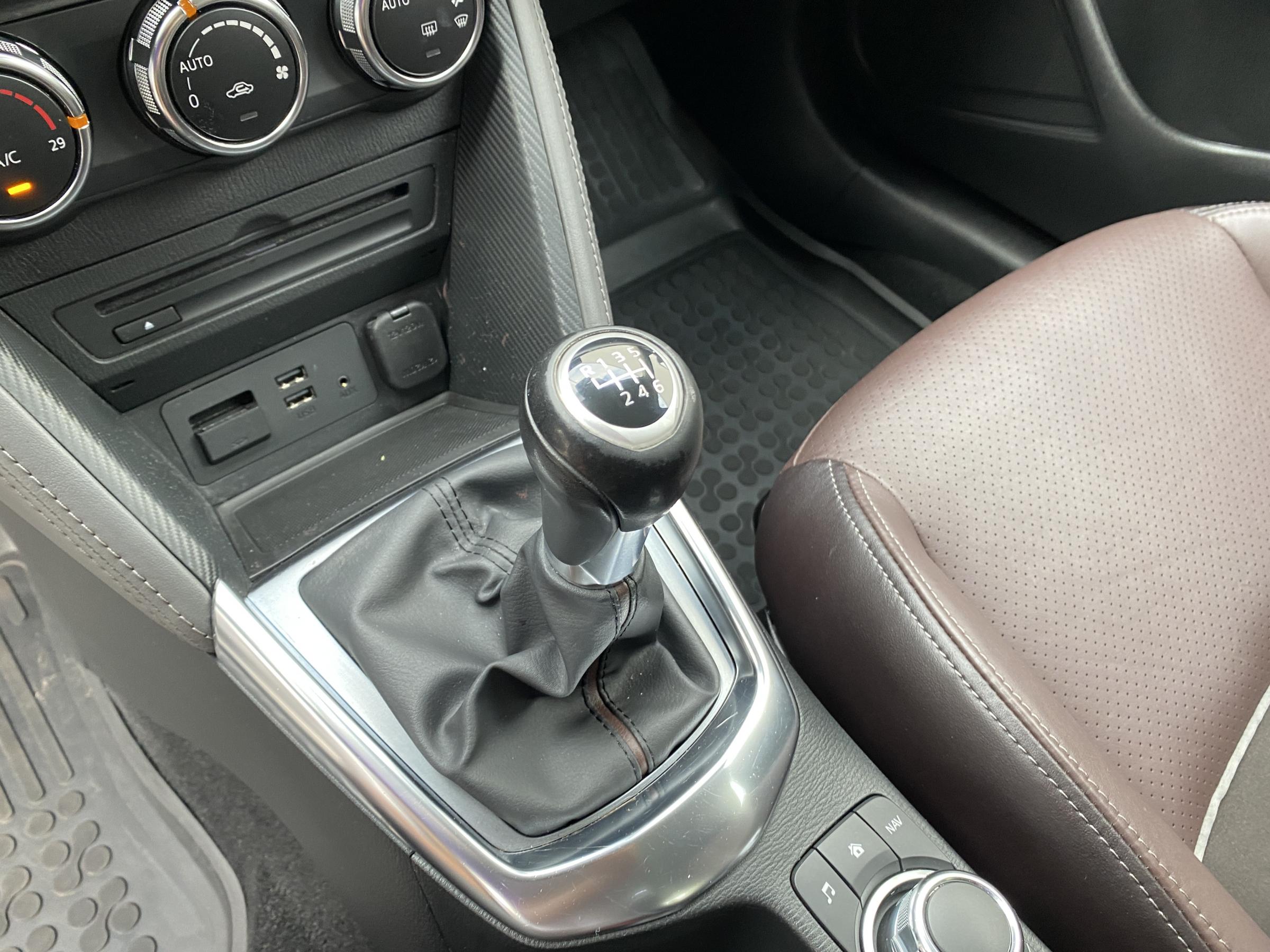 Mazda CX-3, 2018 - pohled č. 19