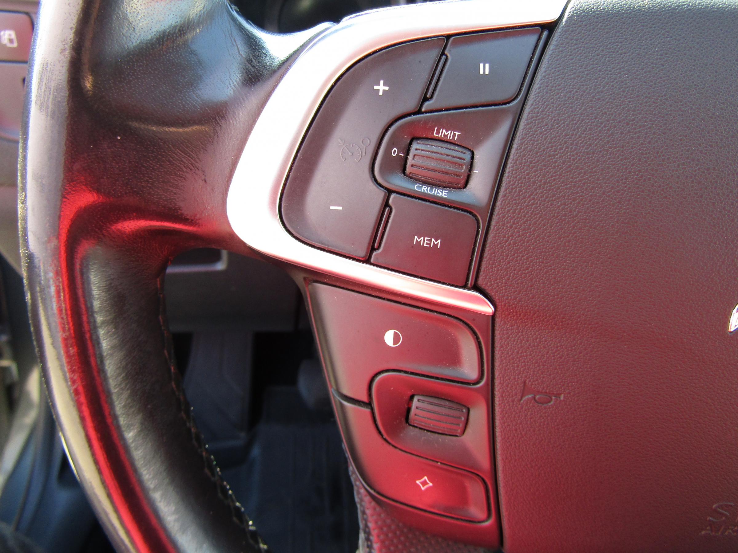 Citroën C4, 2012 - pohled č. 12