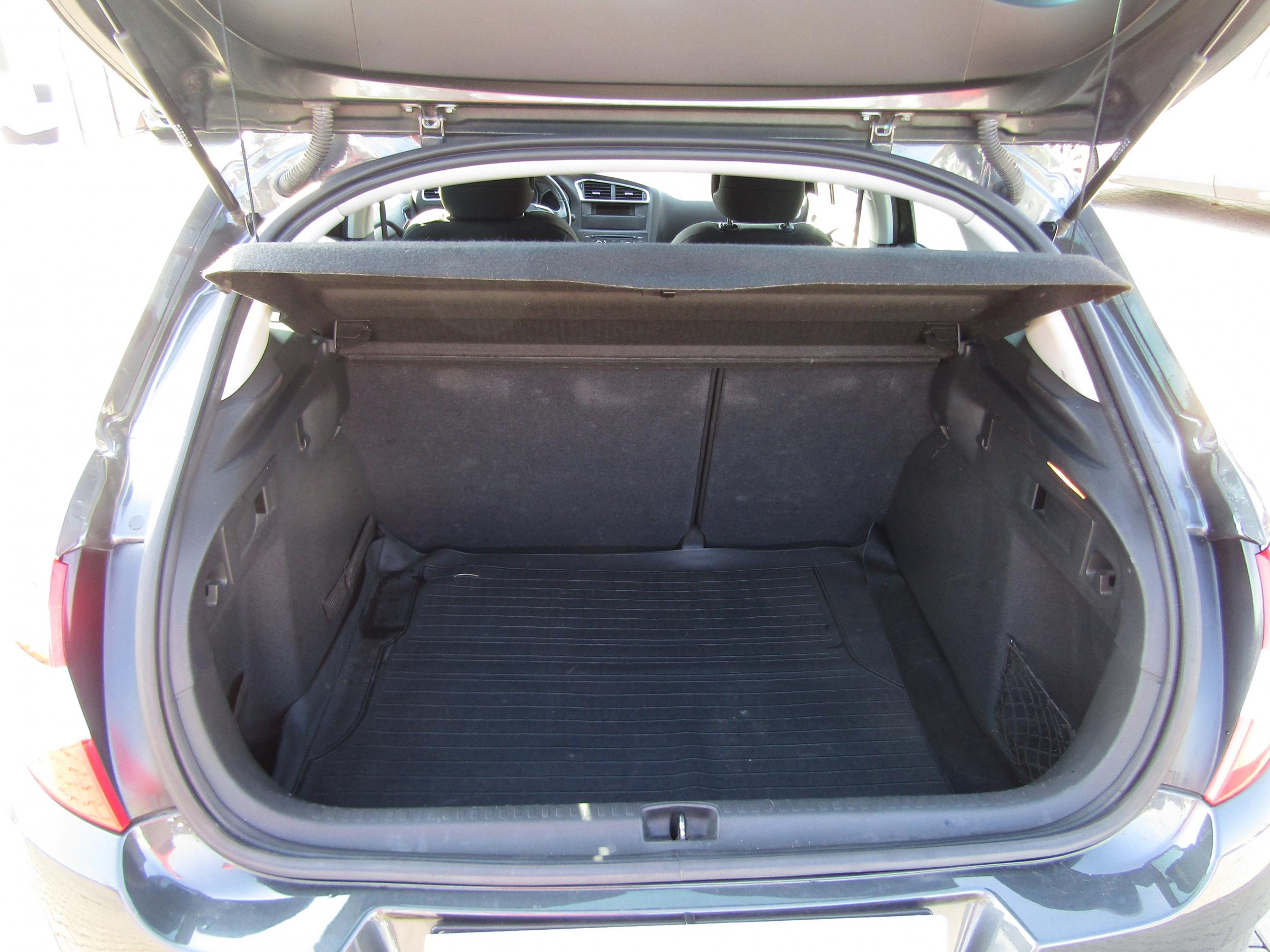 Citroën C4, 2012 - pohled č. 7