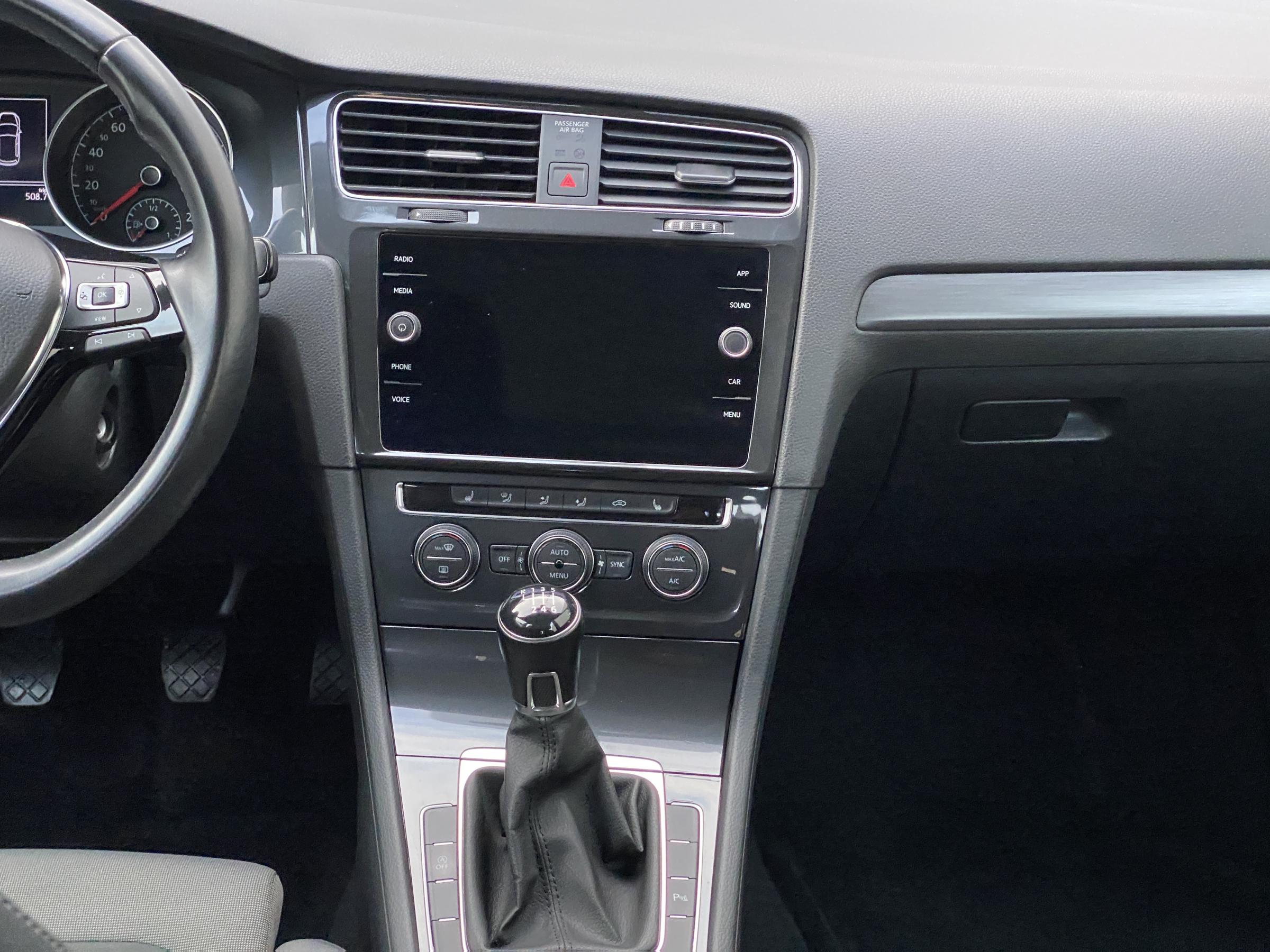 Volkswagen Golf, 2019 - pohled č. 11