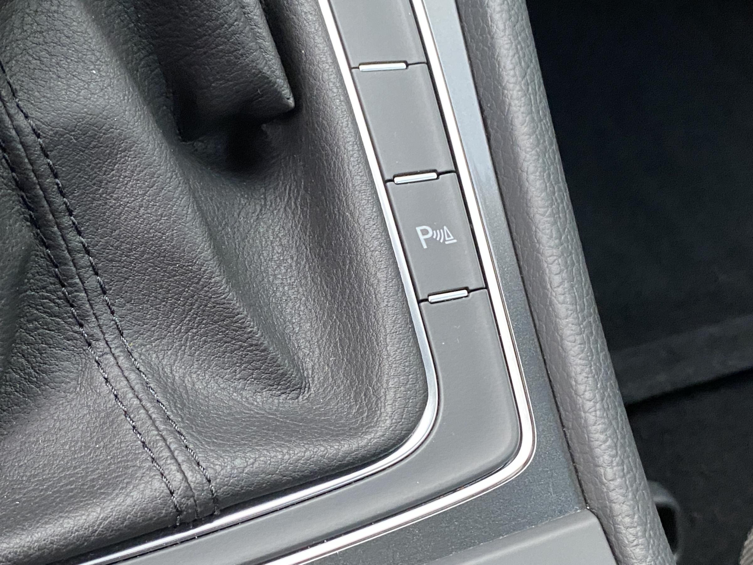 Volkswagen Golf, 2019 - pohled č. 16