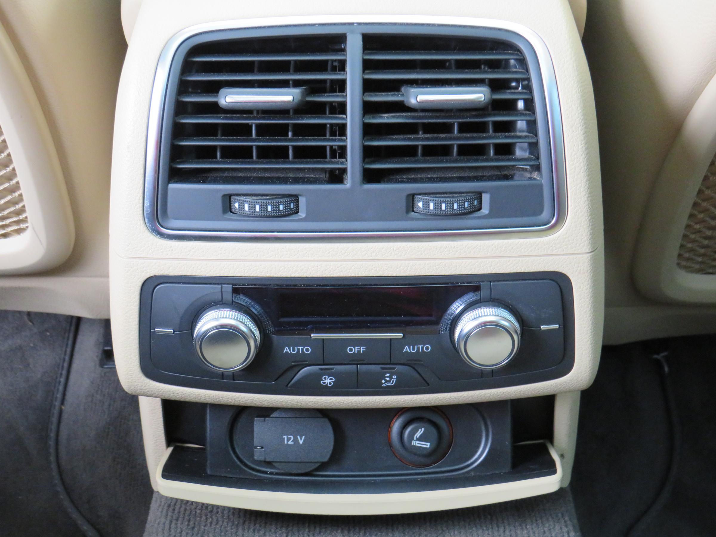 Audi A6, 2011 - pohled č. 18