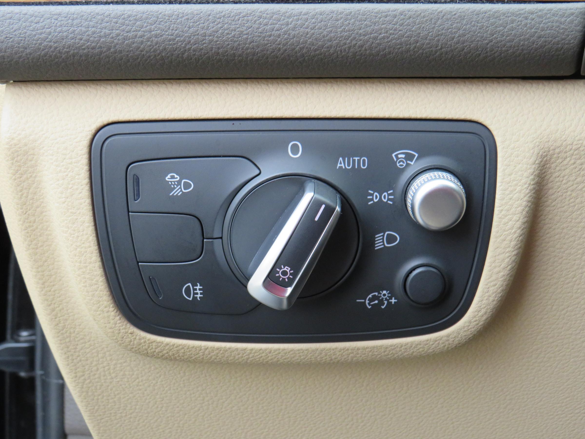 Audi A6, 2011 - pohled č. 22