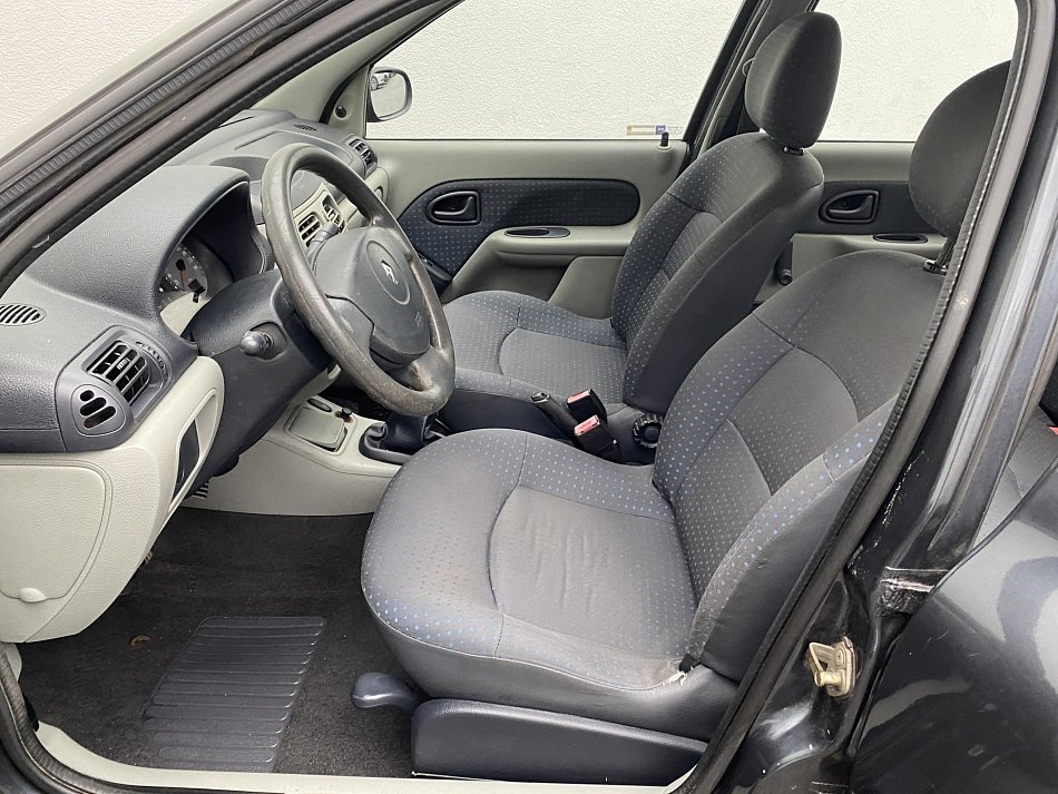 Renault Thalia 1.2 i 