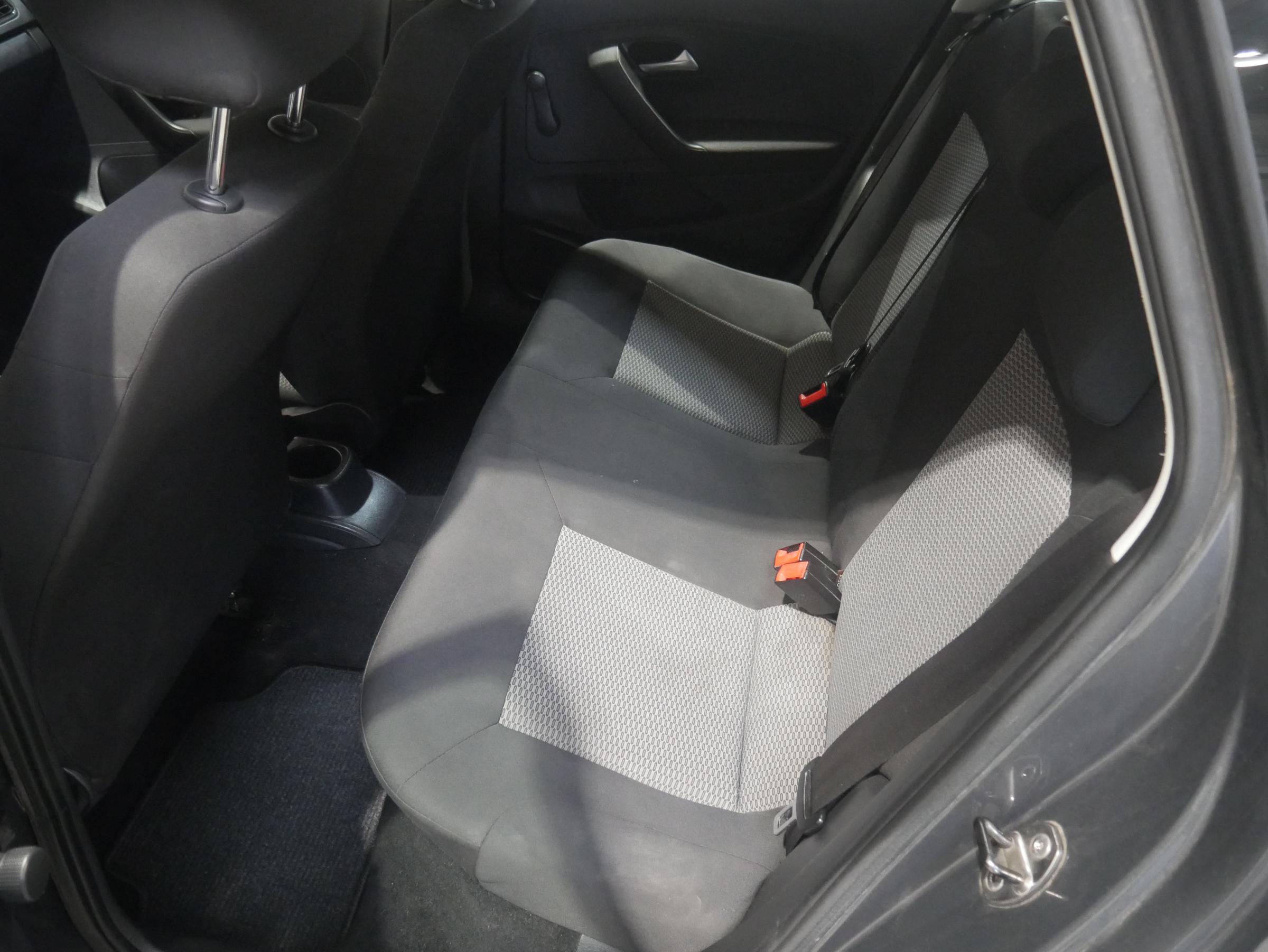 Volkswagen Polo, 2010 - pohled č. 10