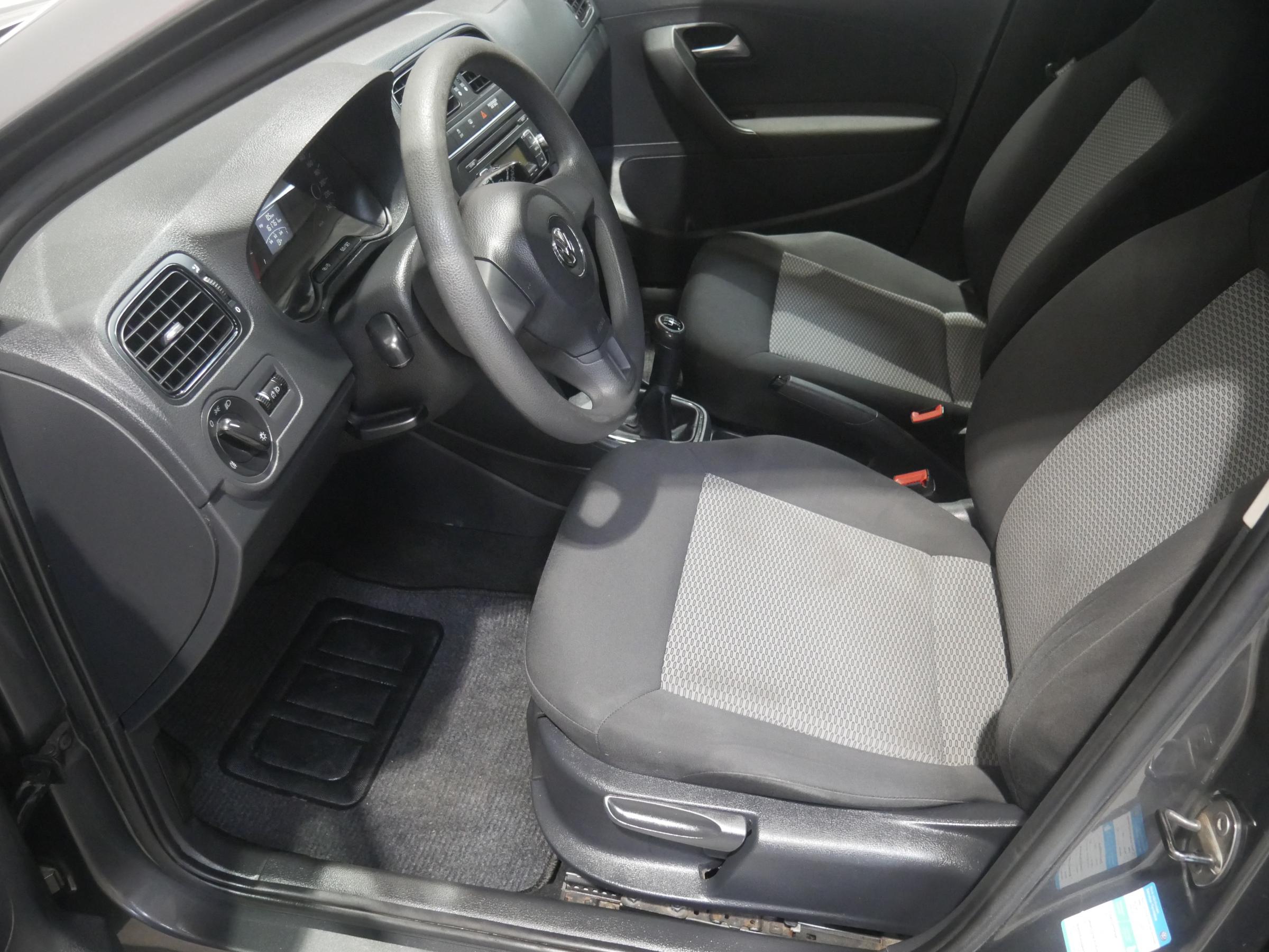 Volkswagen Polo, 2010 - pohled č. 9