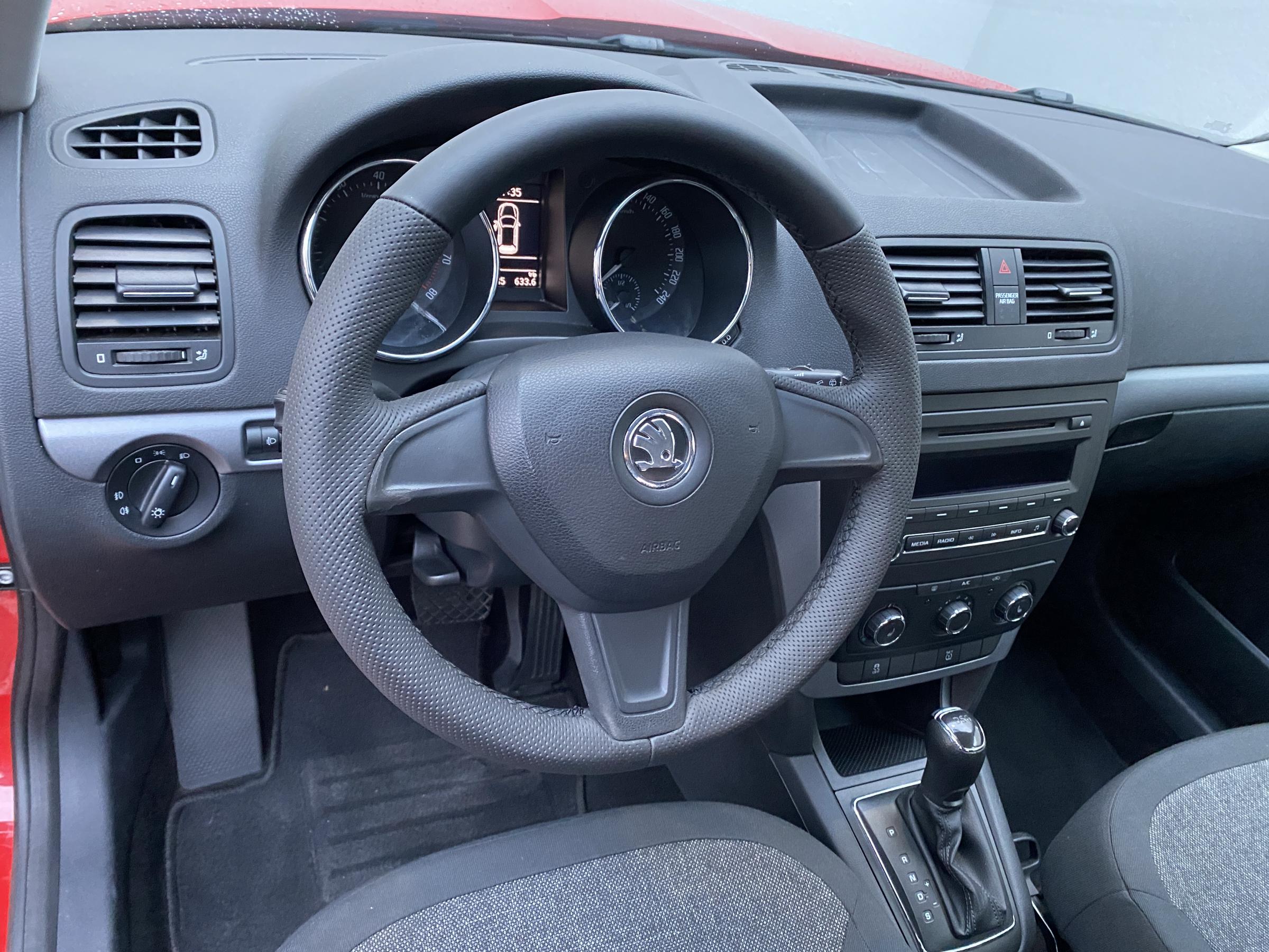 Škoda Yeti, 2015 - pohled č. 12