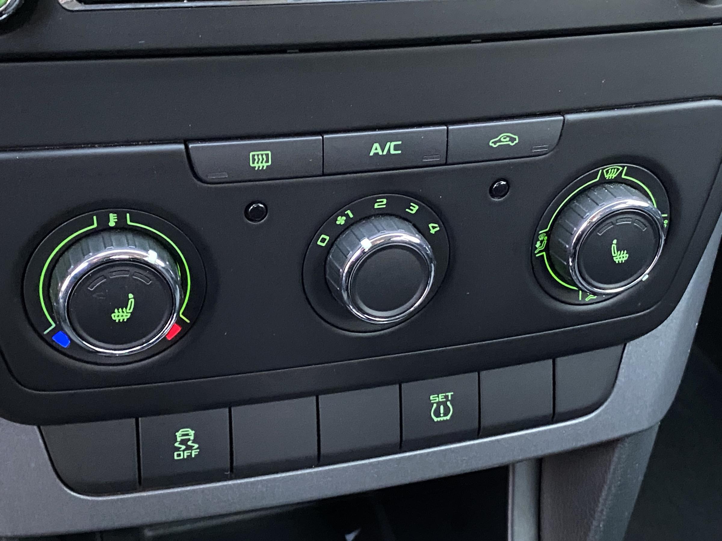 Škoda Yeti, 2015 - pohled č. 14