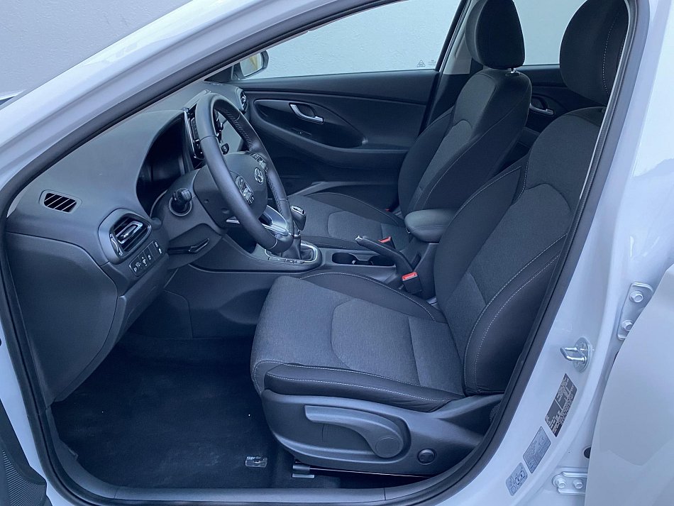 Hyundai I30 1.5 T-GDi Smart 48V