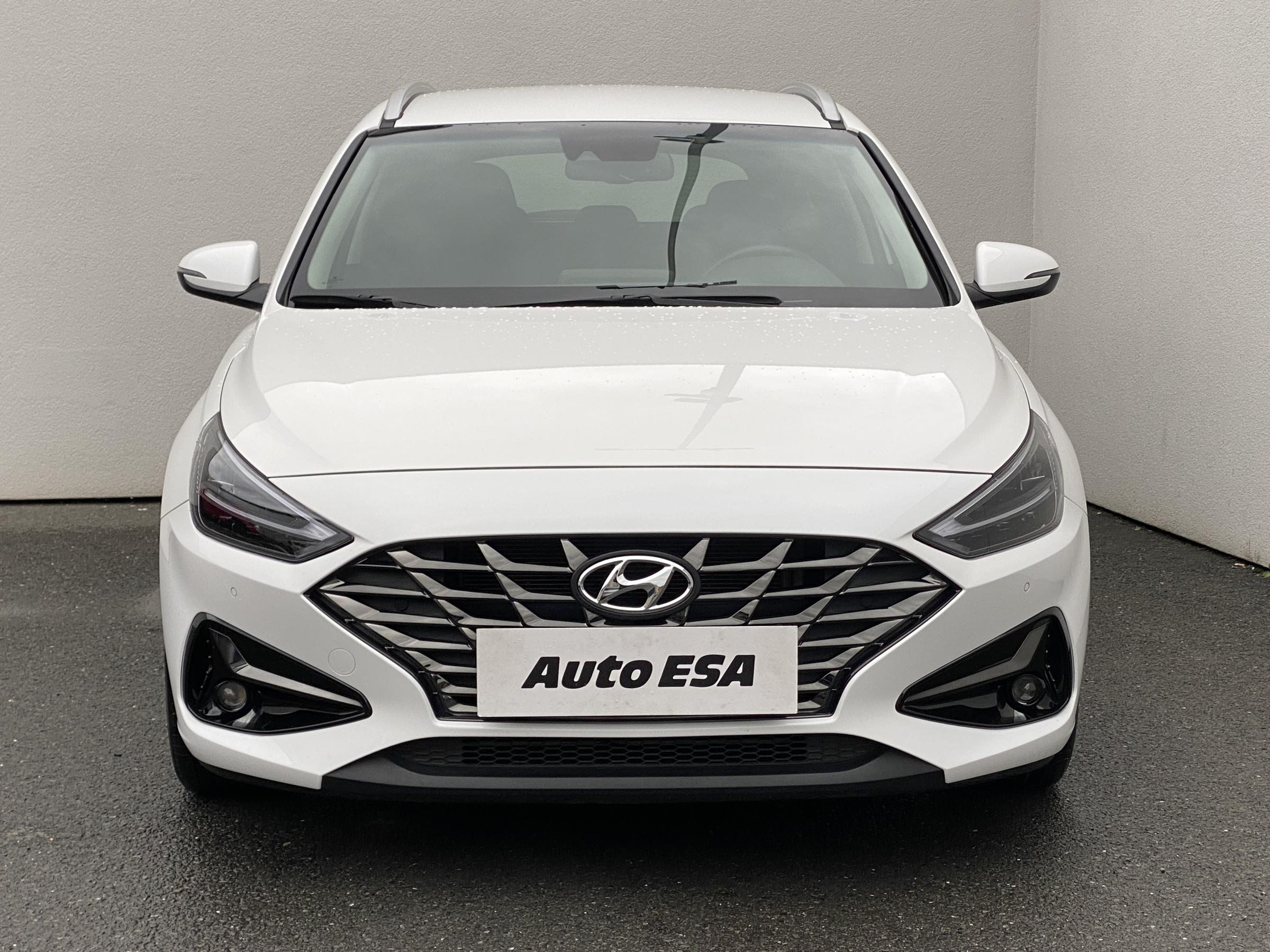 Hyundai i30, 2023 - pohled č. 2