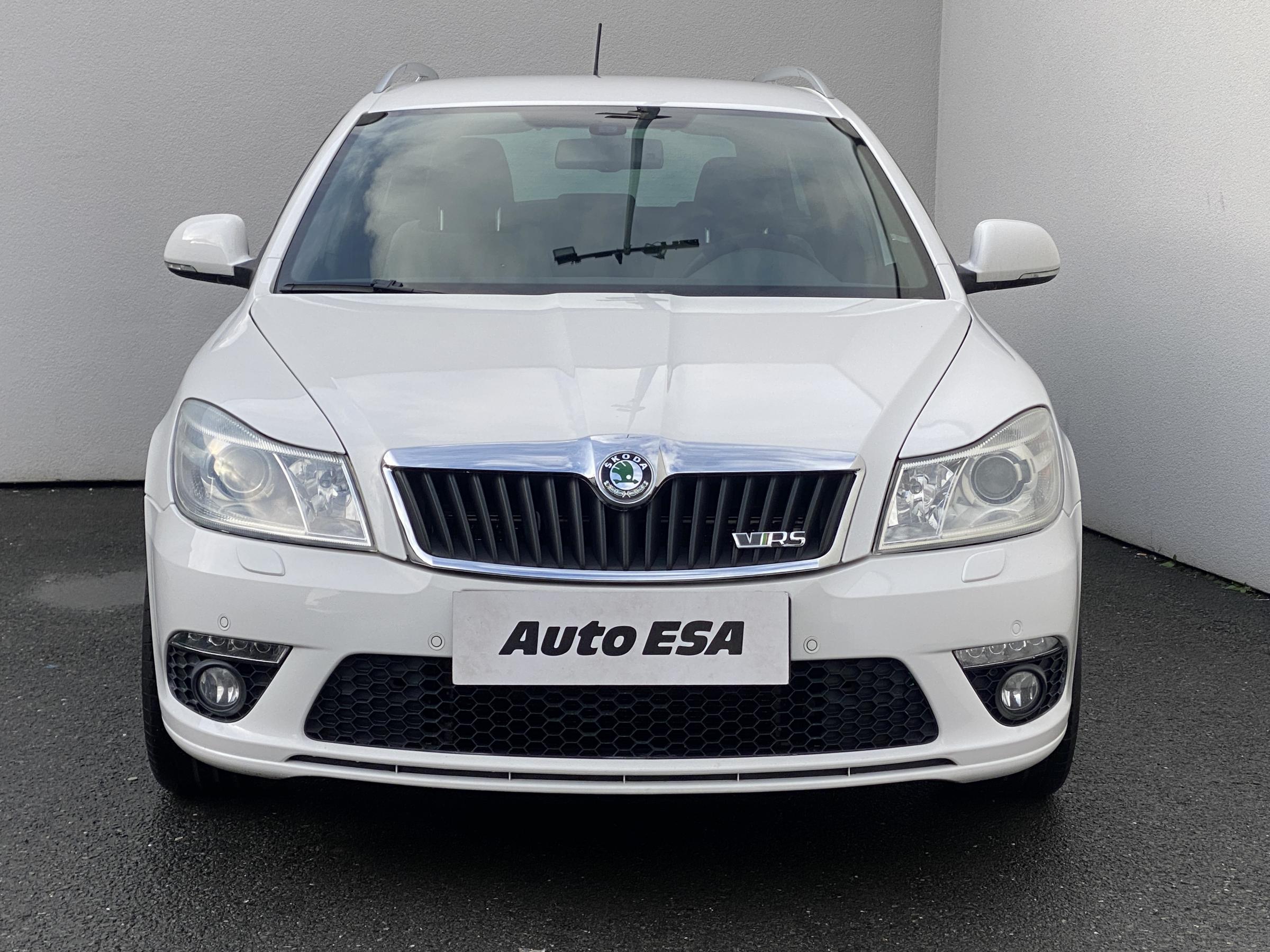 Škoda Octavia, 2012 - pohled č. 2