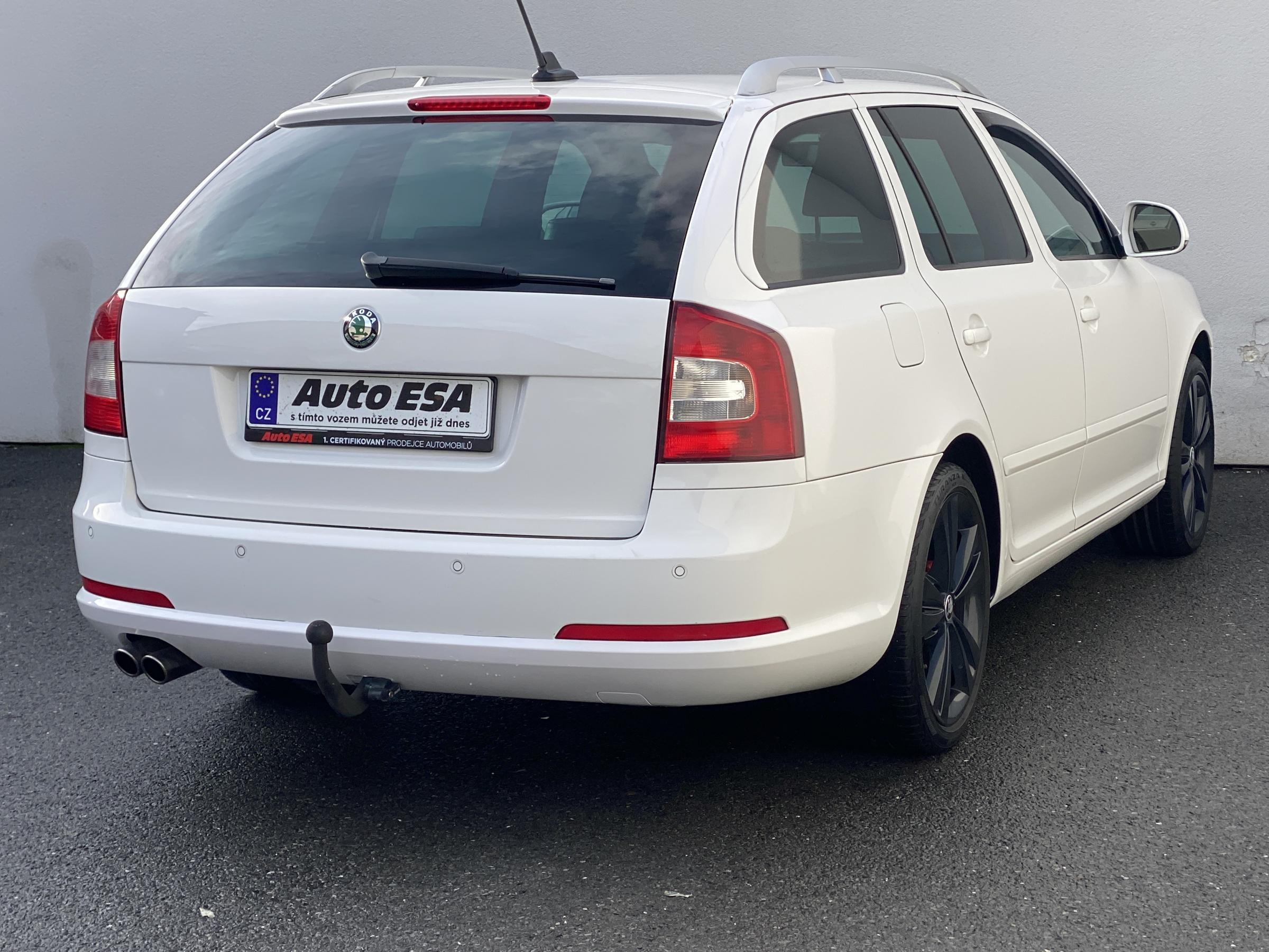 Škoda Octavia, 2012 - pohled č. 4