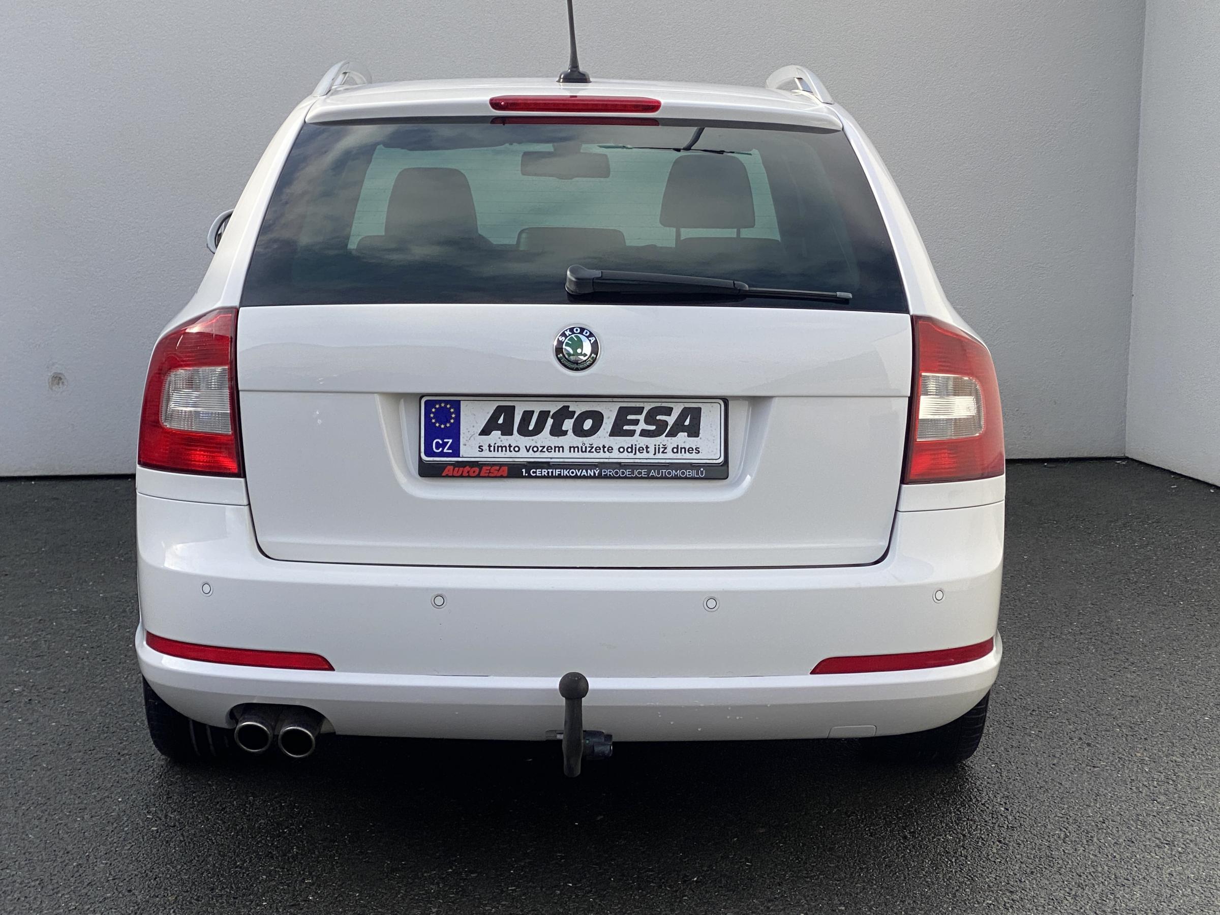 Škoda Octavia, 2012 - pohled č. 5