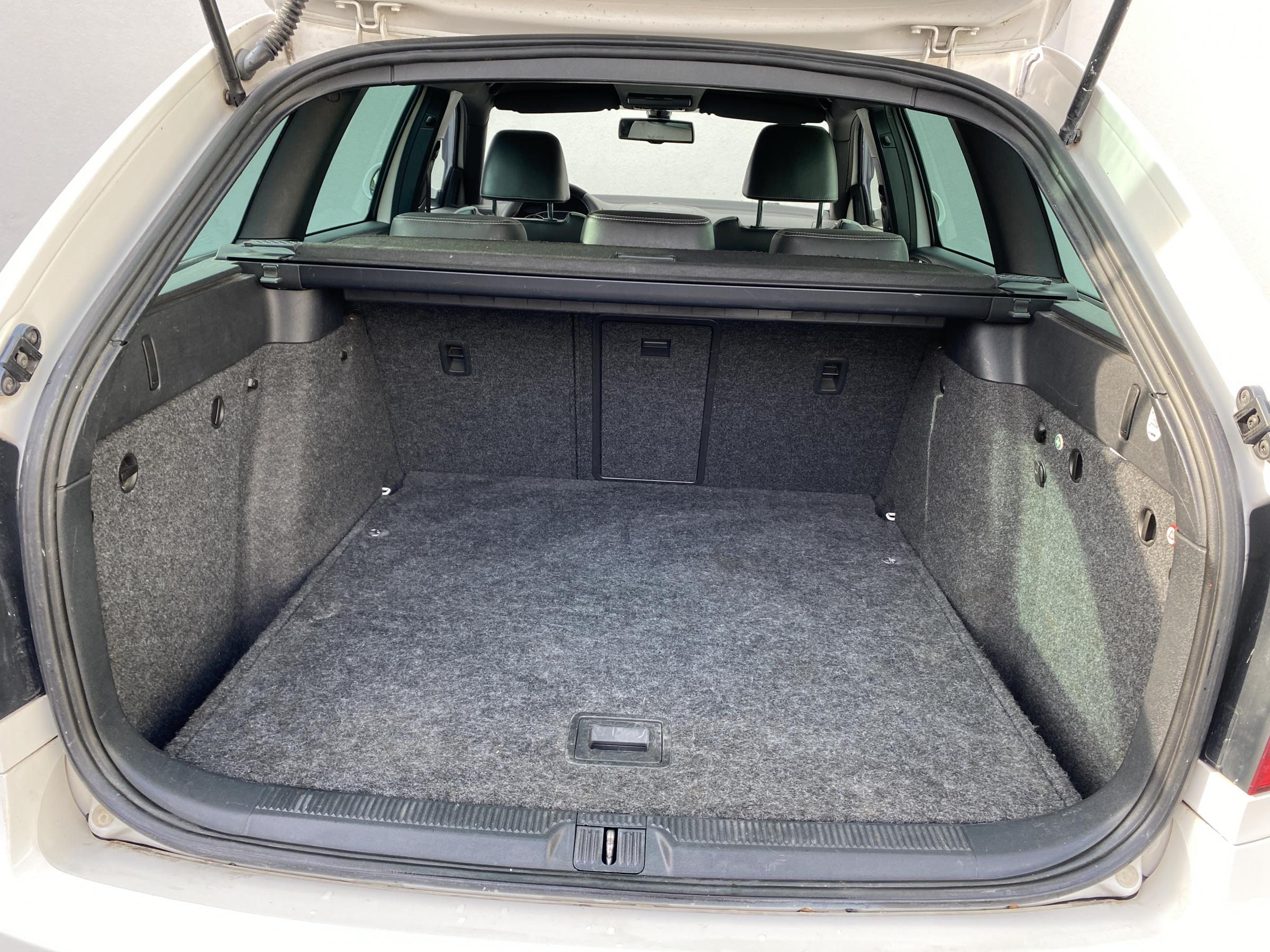 Škoda Octavia, 2012 - pohled č. 7