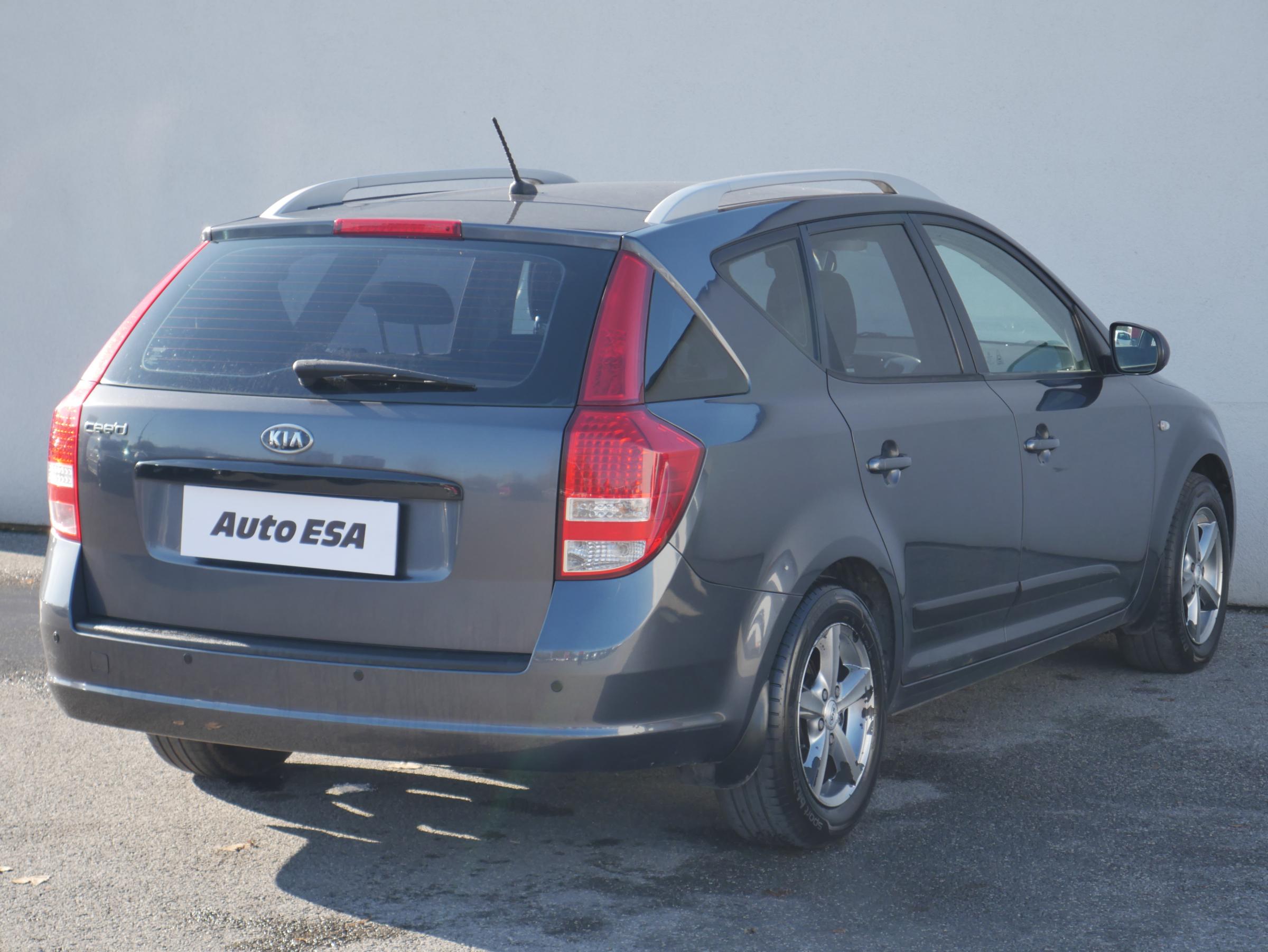 Kia Cee´d, 2010 - pohled č. 4