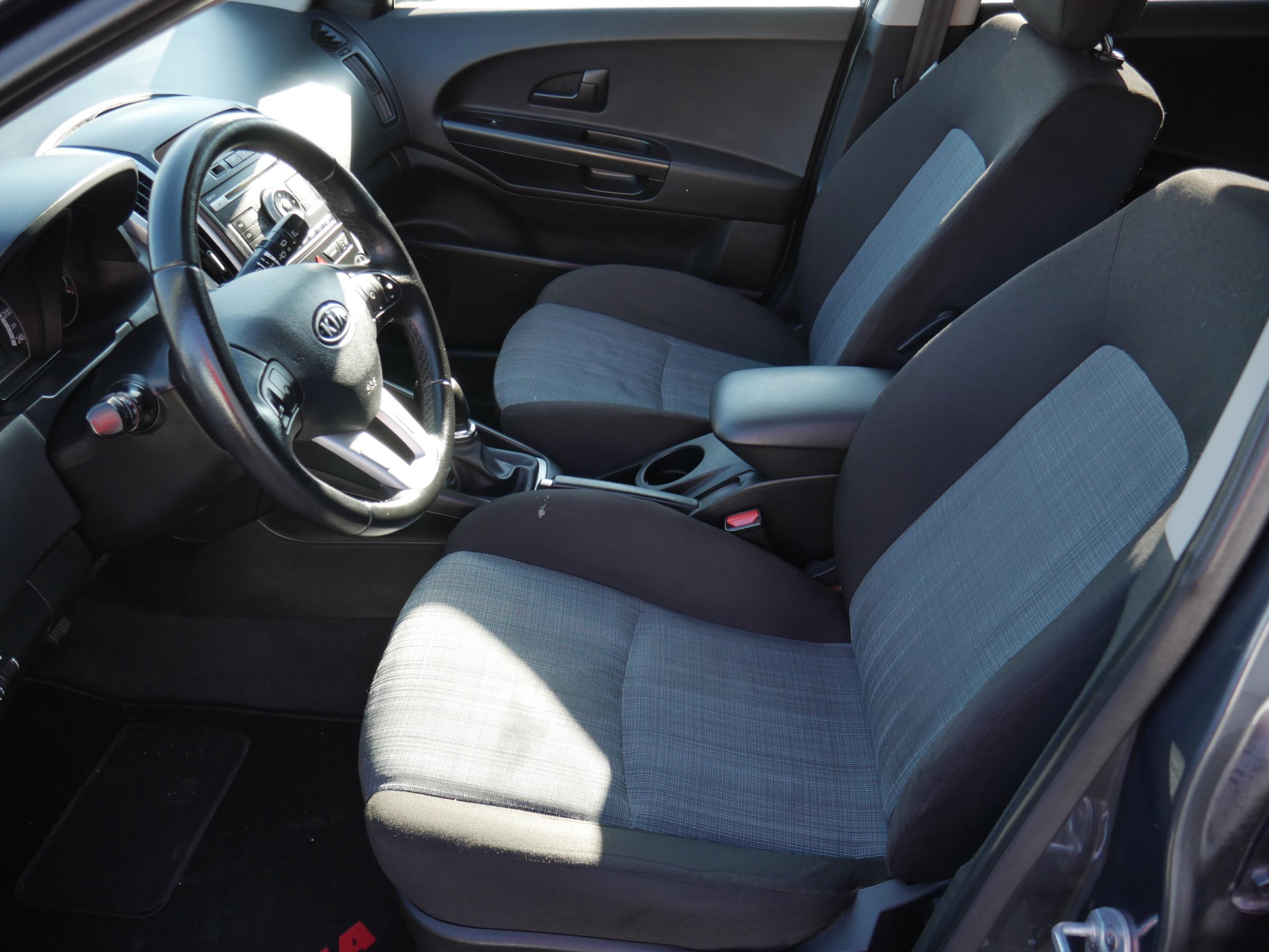 Kia Cee´d, 2010 - pohled č. 9