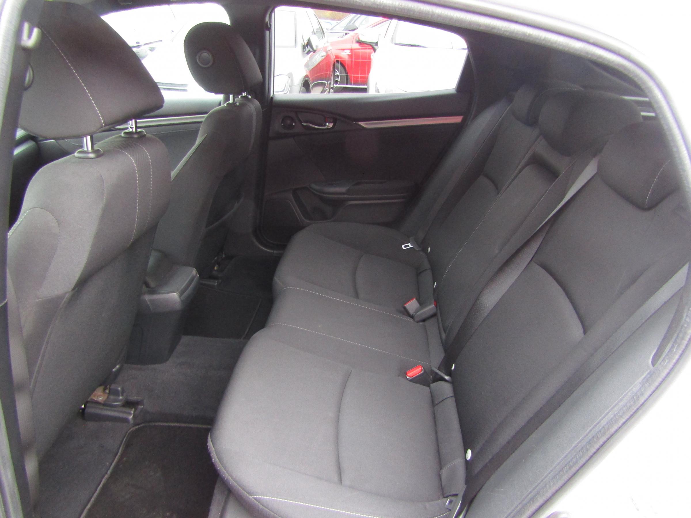 Honda Civic, 2018 - pohled č. 10