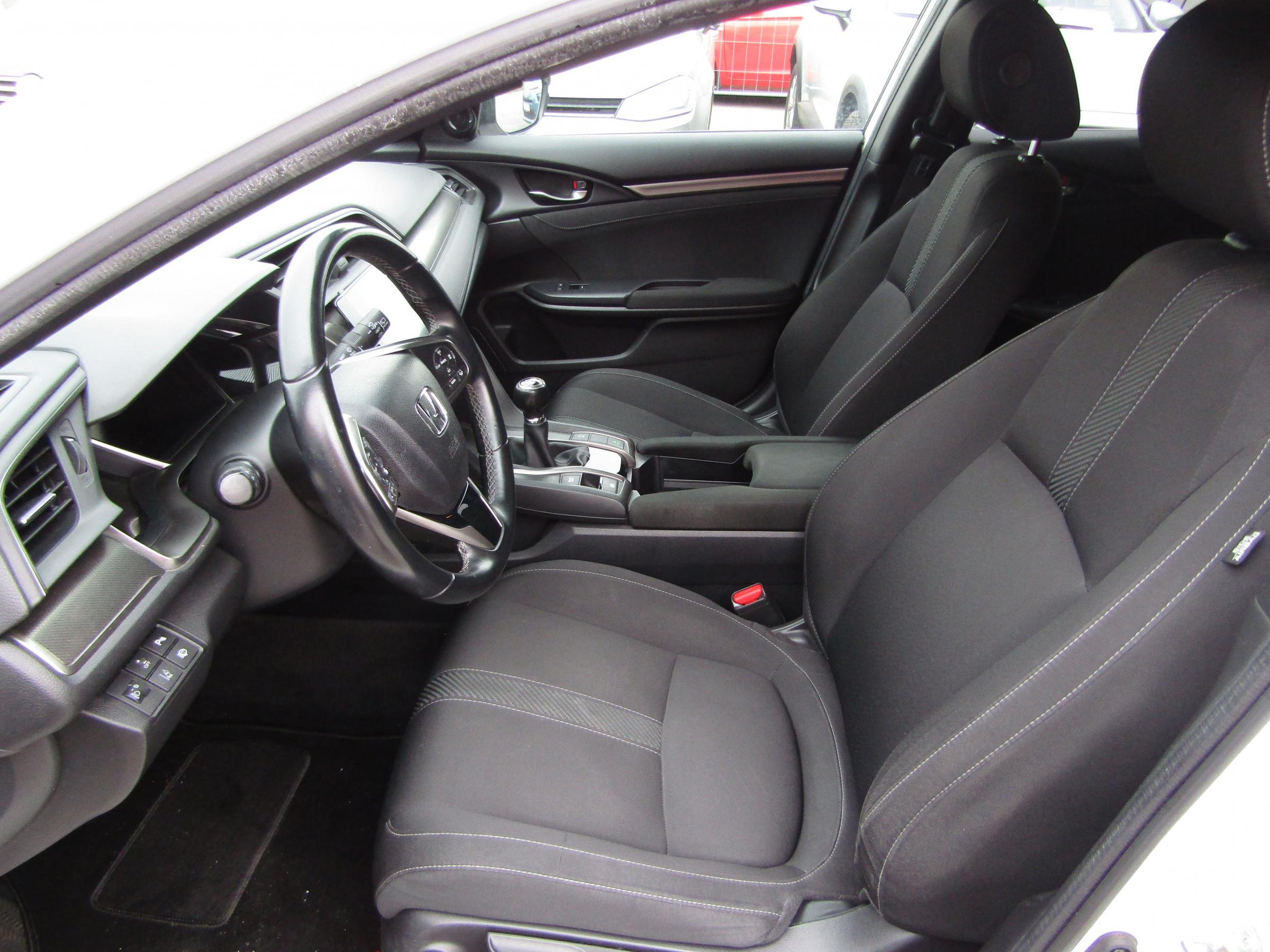 Honda Civic, 2018 - pohled č. 9