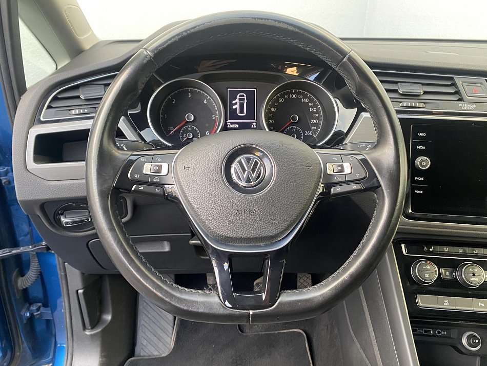Volkswagen Touran 2.0 TDi 