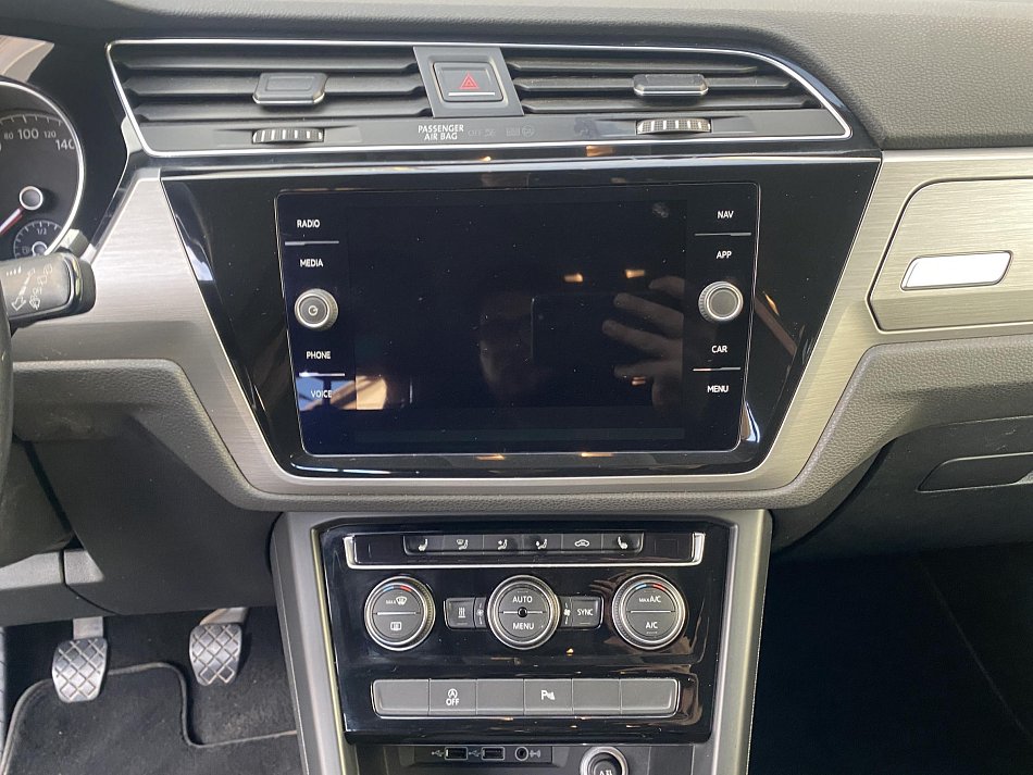 Volkswagen Touran 2.0 TDi 