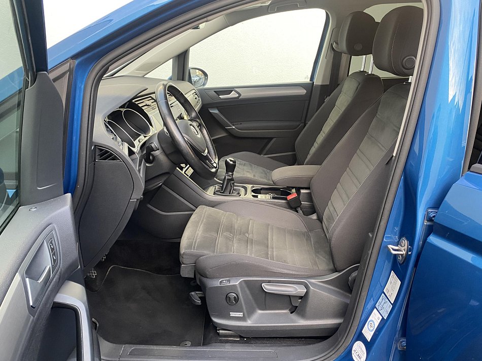 Volkswagen Touran 2.0 TDi 