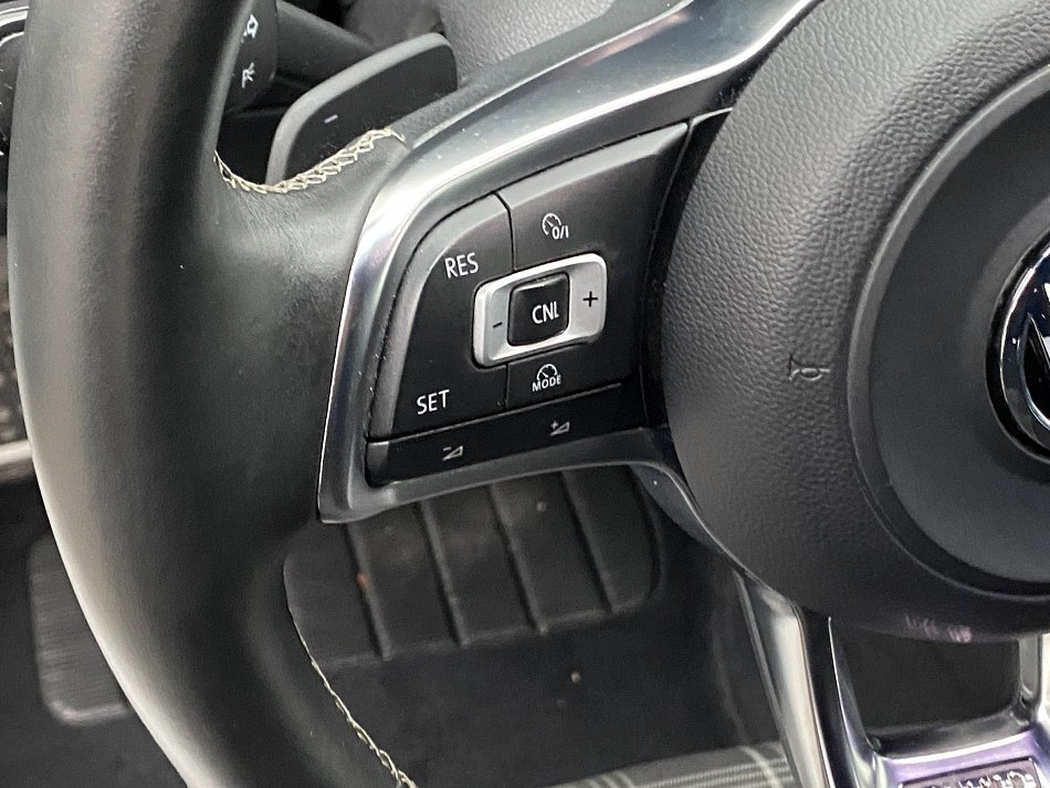 Volkswagen Golf 2.0 TDi GTD