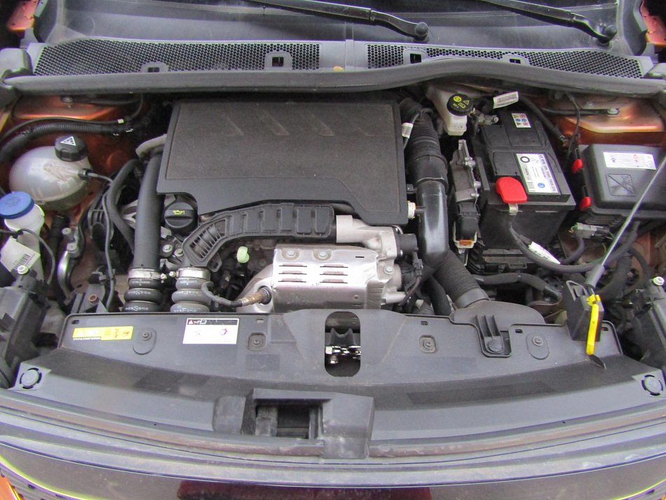 Peugeot 2008 1.2 PT Active